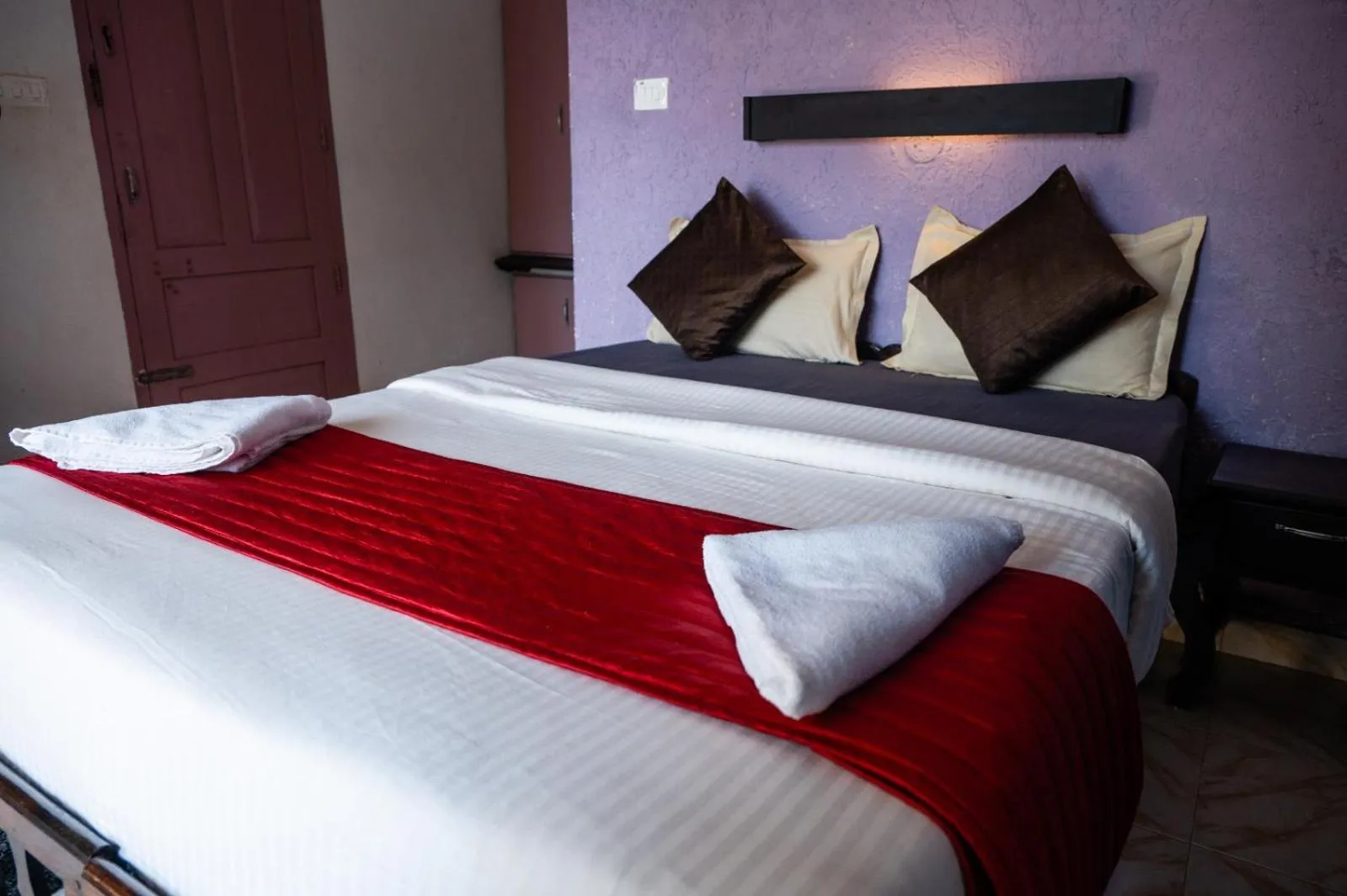 Bed in Sky Frame Beach Resort