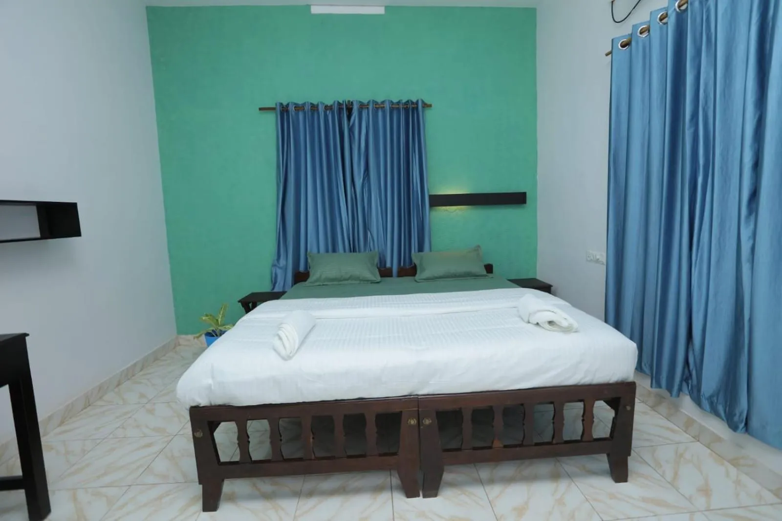 Bed in Sky Frame Beach Resort