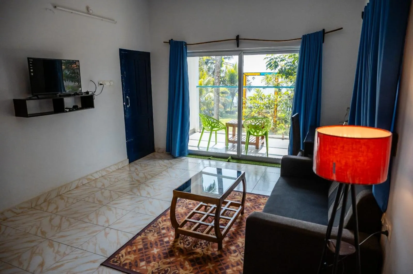 TV and multimedia in Sky Frame Beach Resort