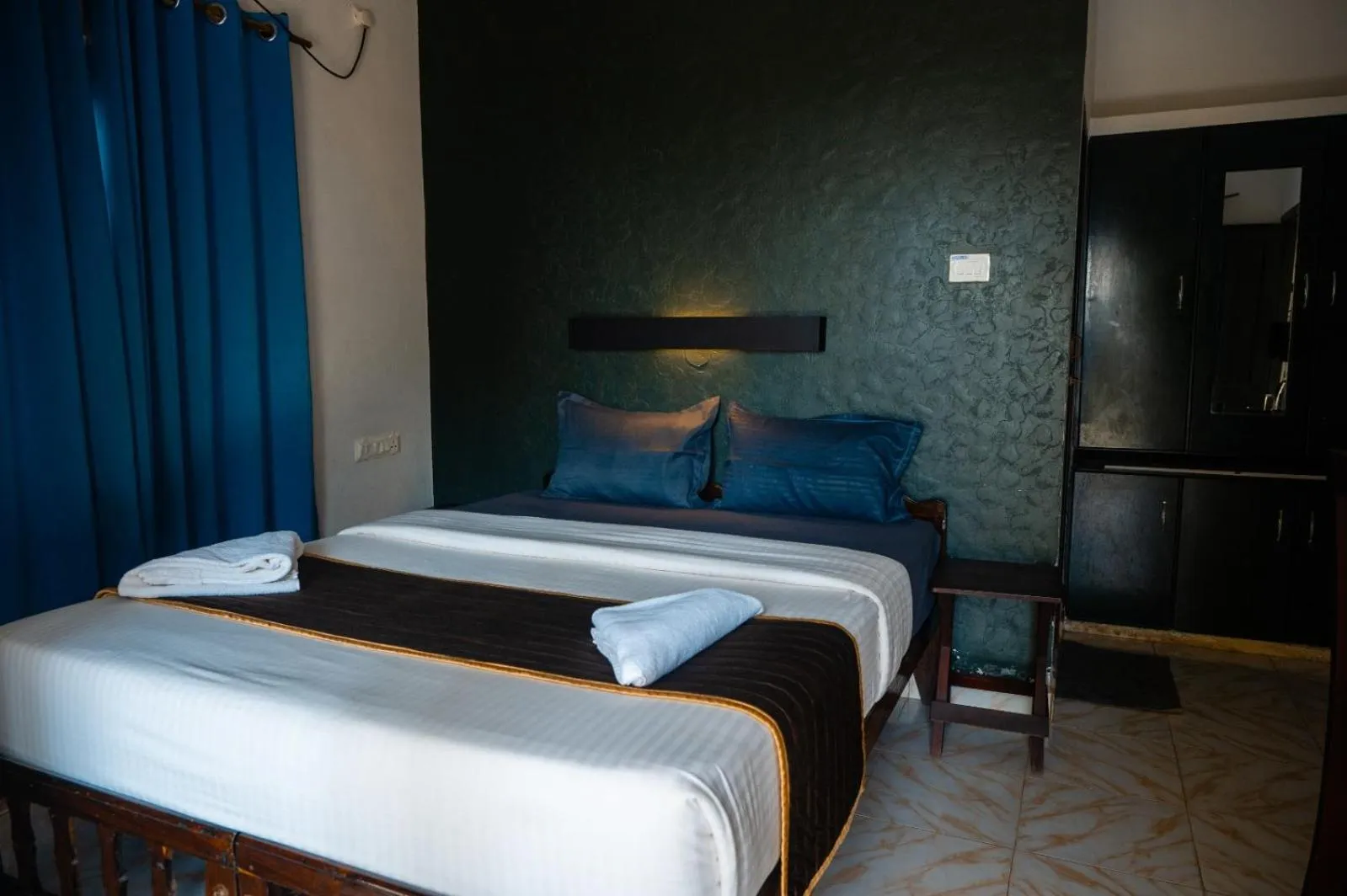 Bed in Sky Frame Beach Resort