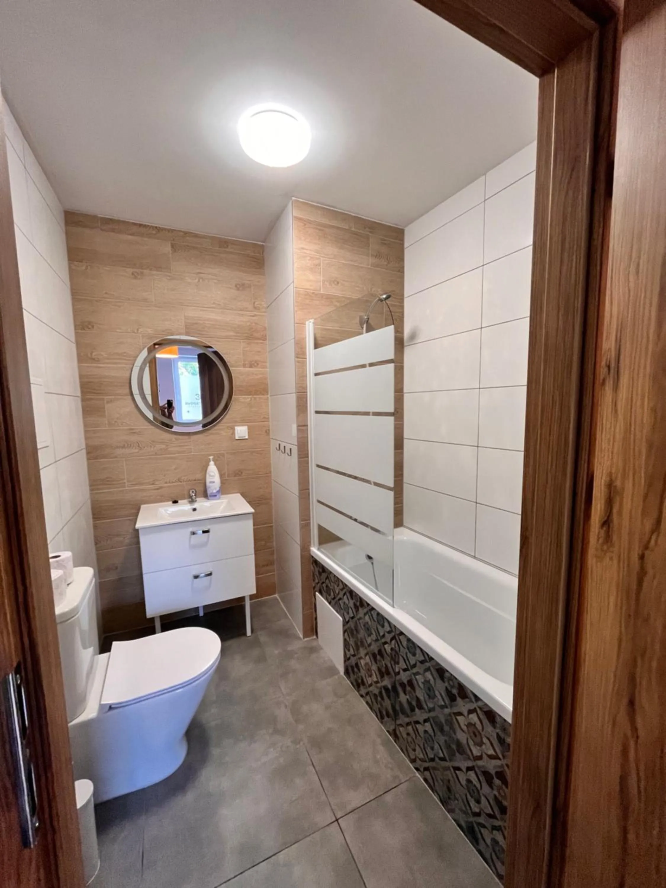 3 Budget Stay Apartments