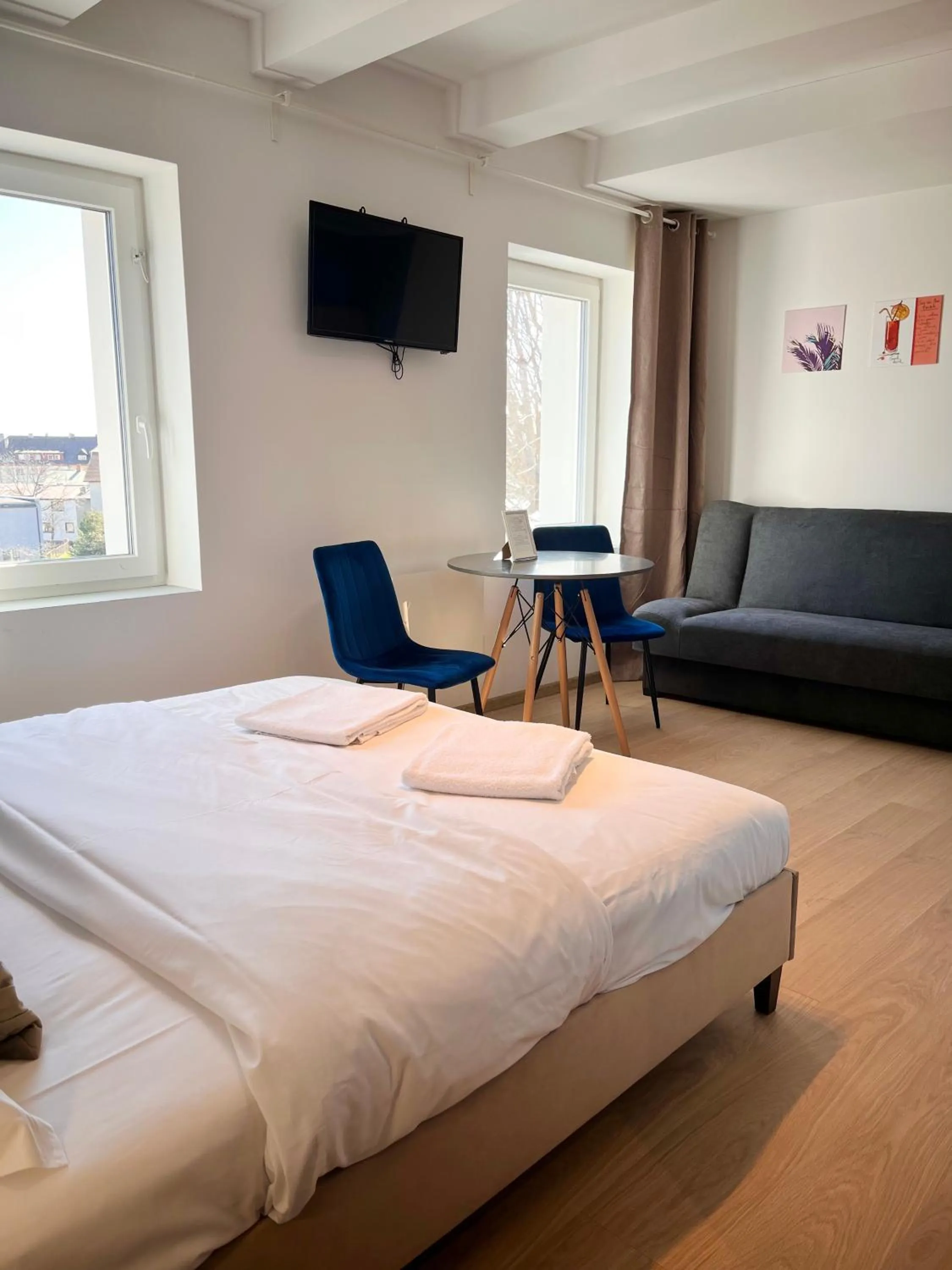 Bed in 3 Budget Stay Apartments