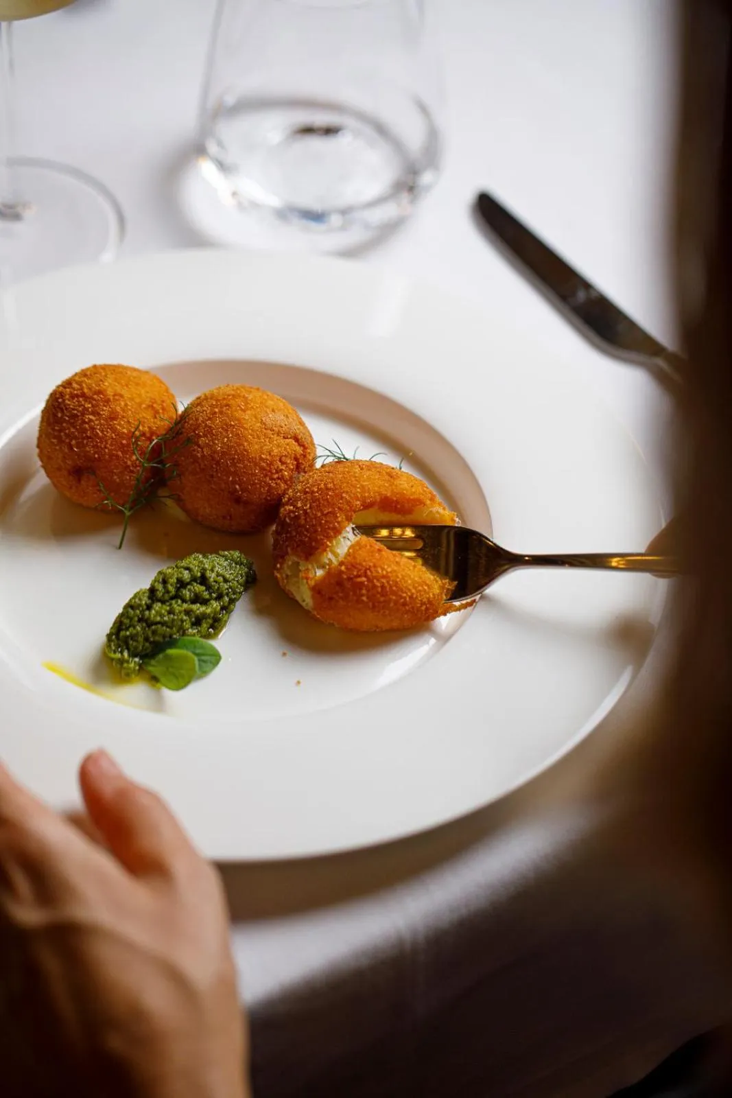 Restaurant/places to eat in TB Place Roma