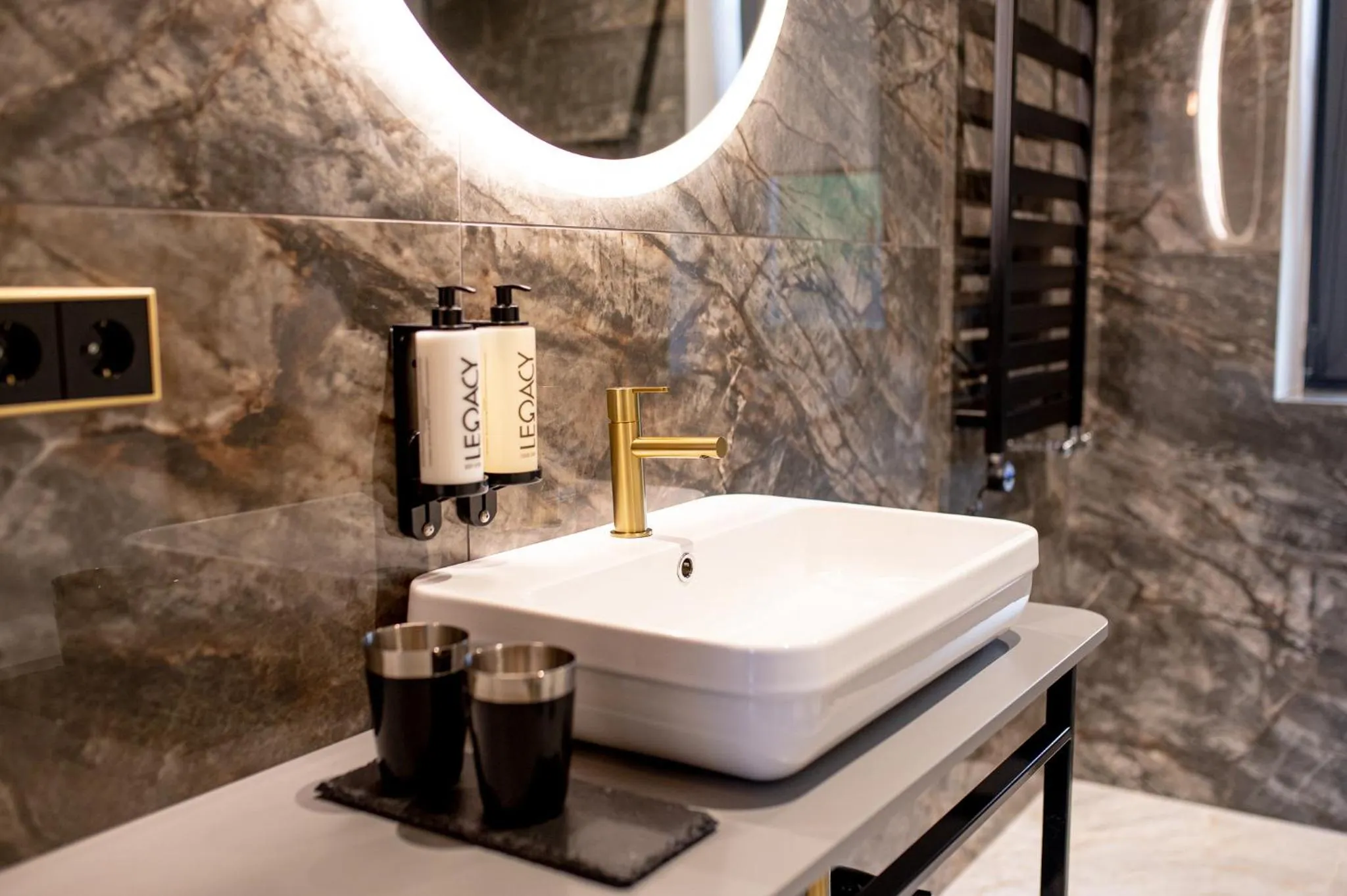 Shower in Hotel Gothards