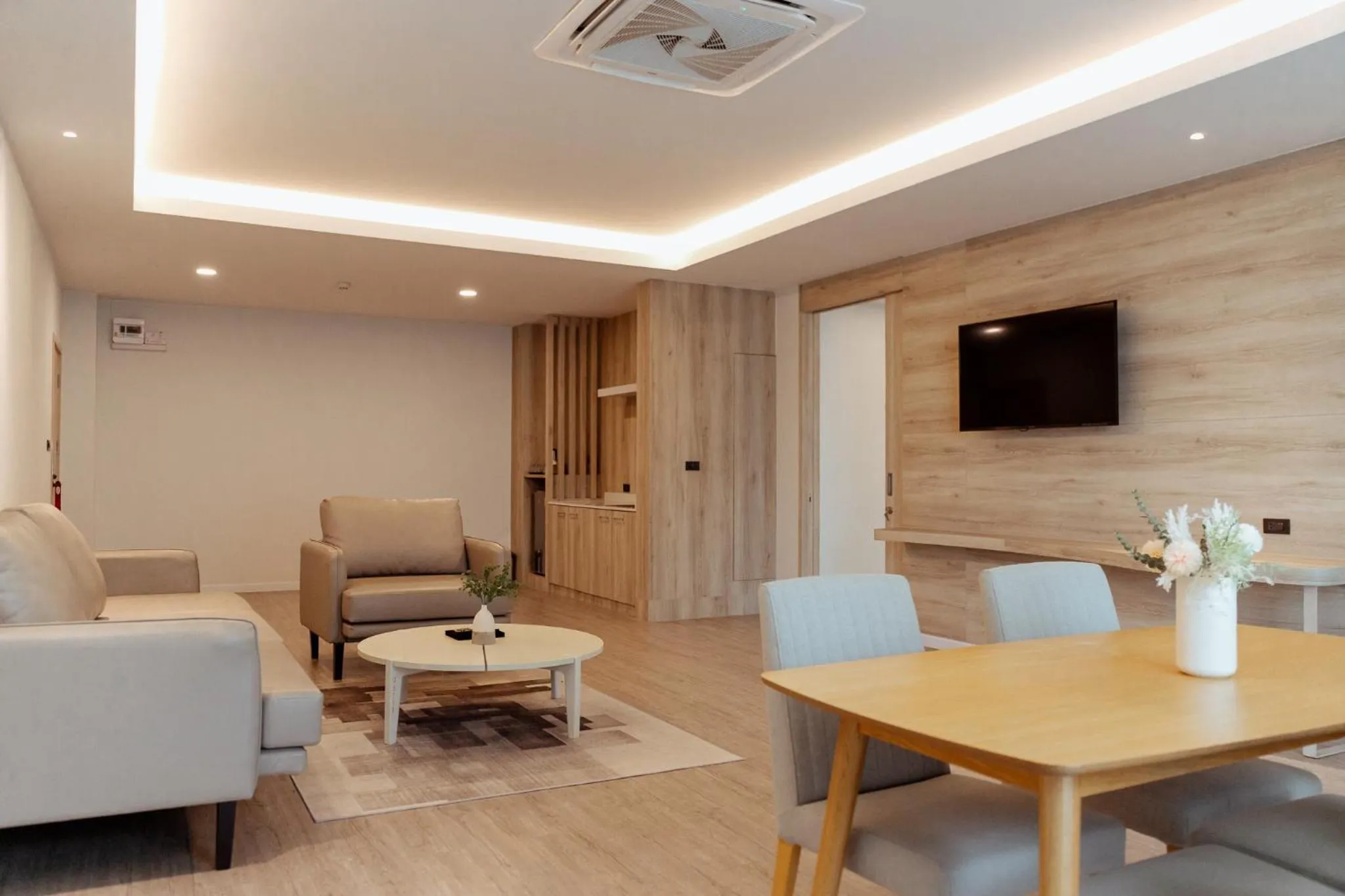 Living room in RUS Hotel&Convention Ayutthaya