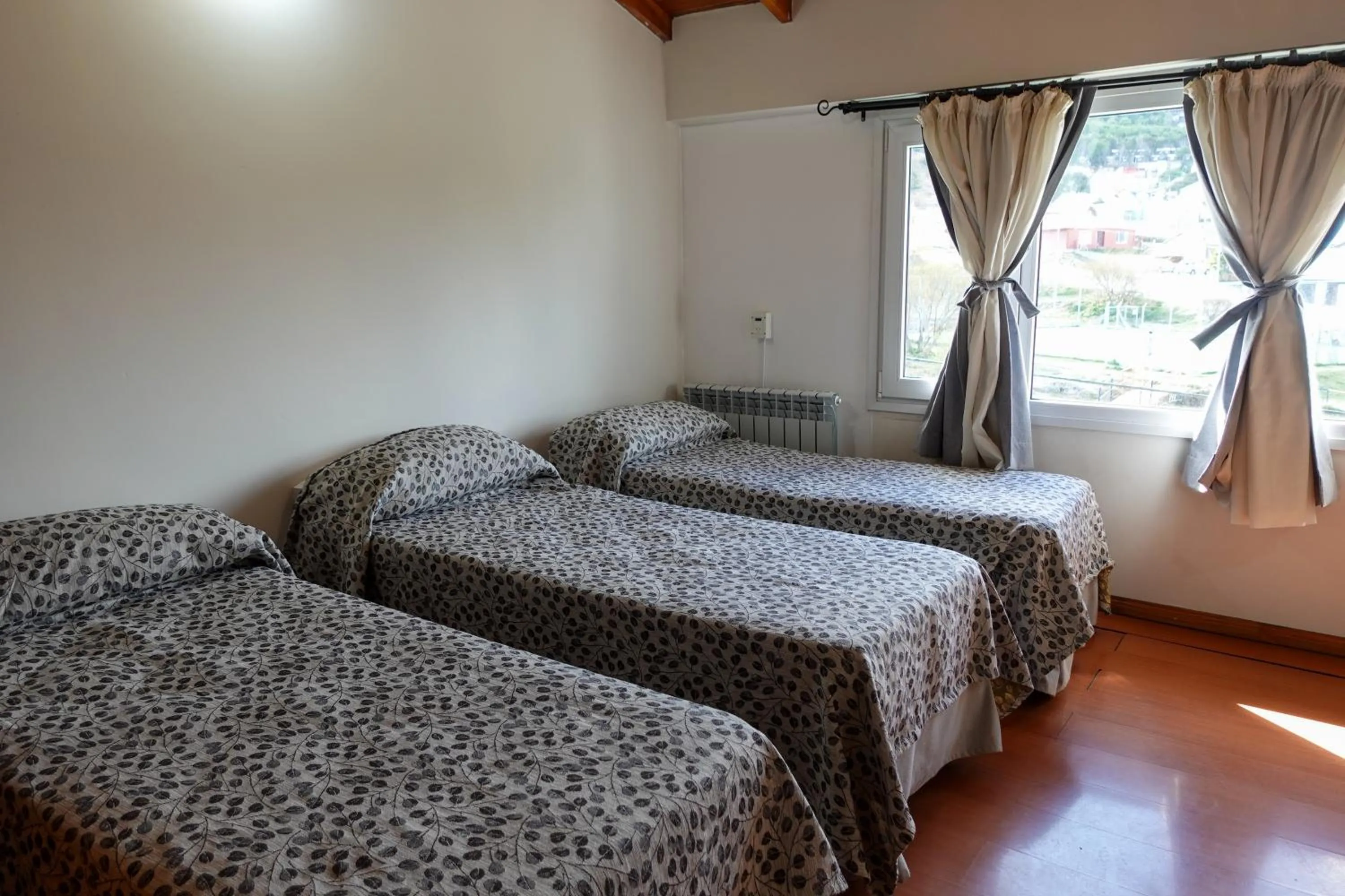 Text overlay, Bed in Choconcito Apart Hotel