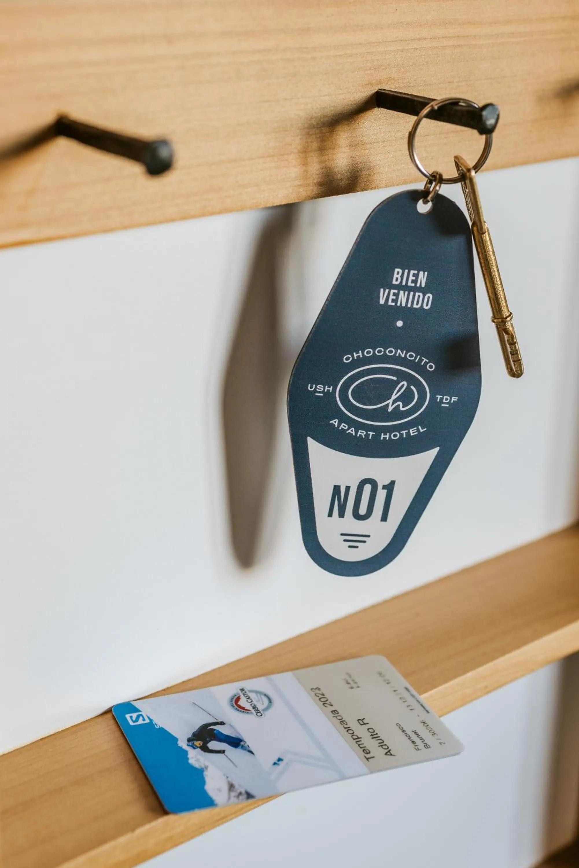 Text overlay in Choconcito Apart Hotel