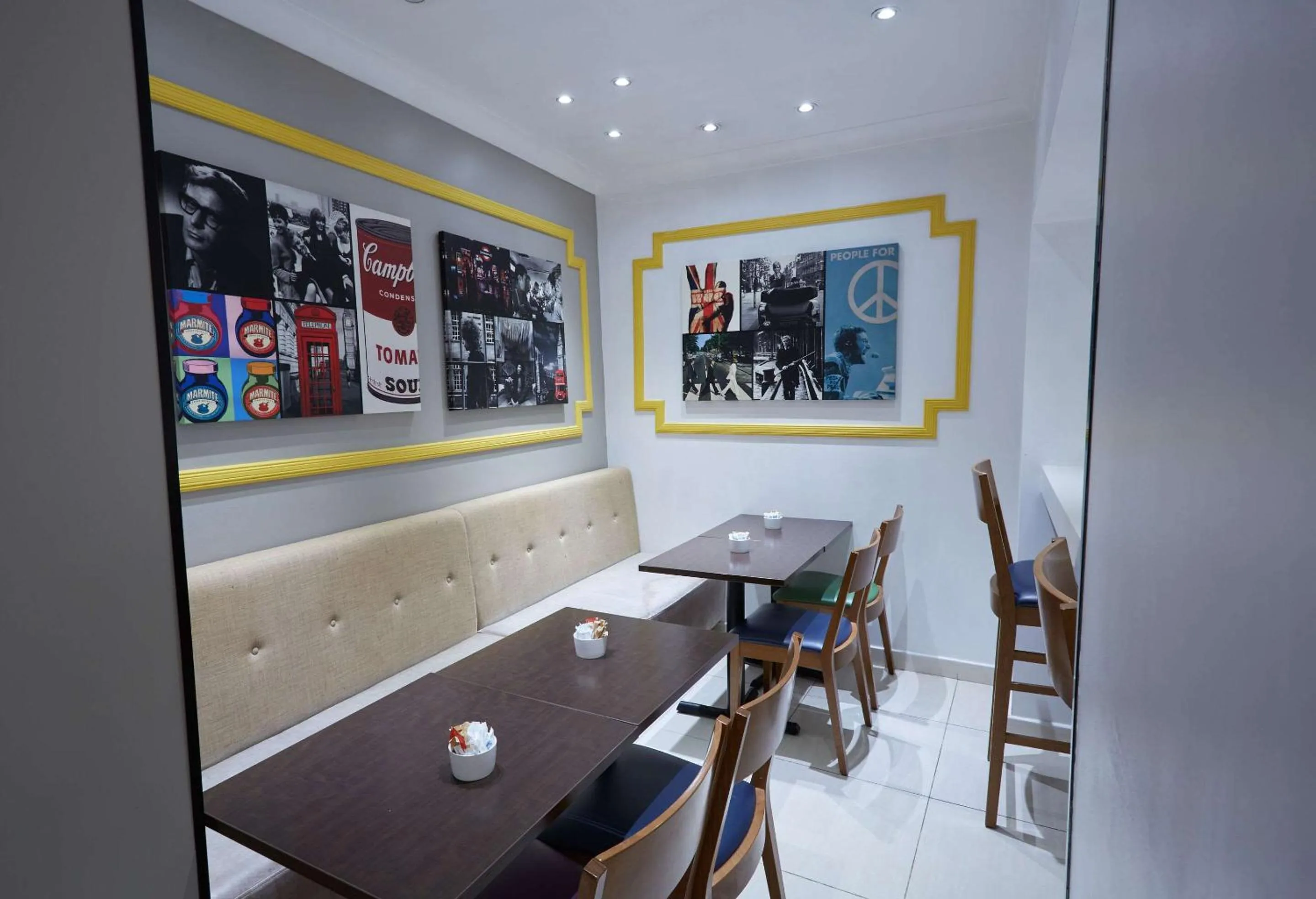 Breakfast in Comfort Inn Victoria