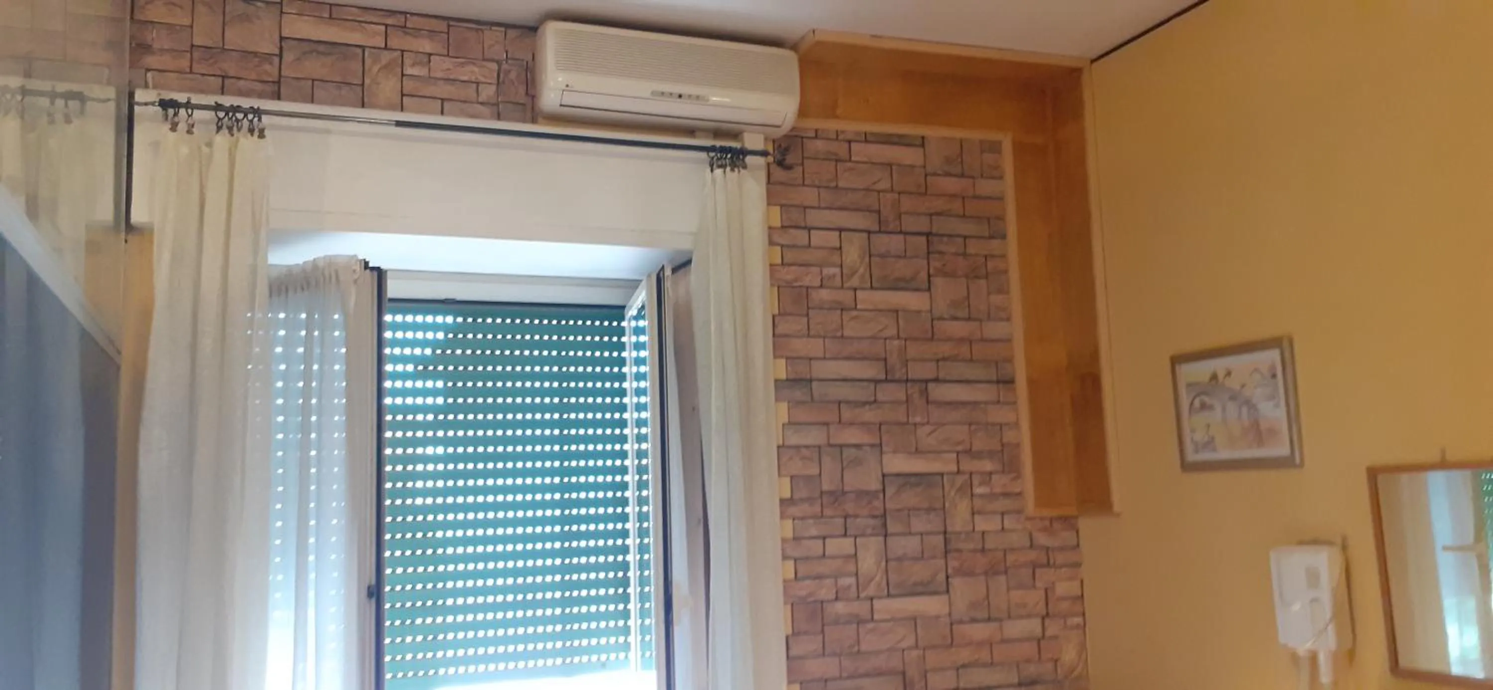 air conditioner in Albergo Da Peppino