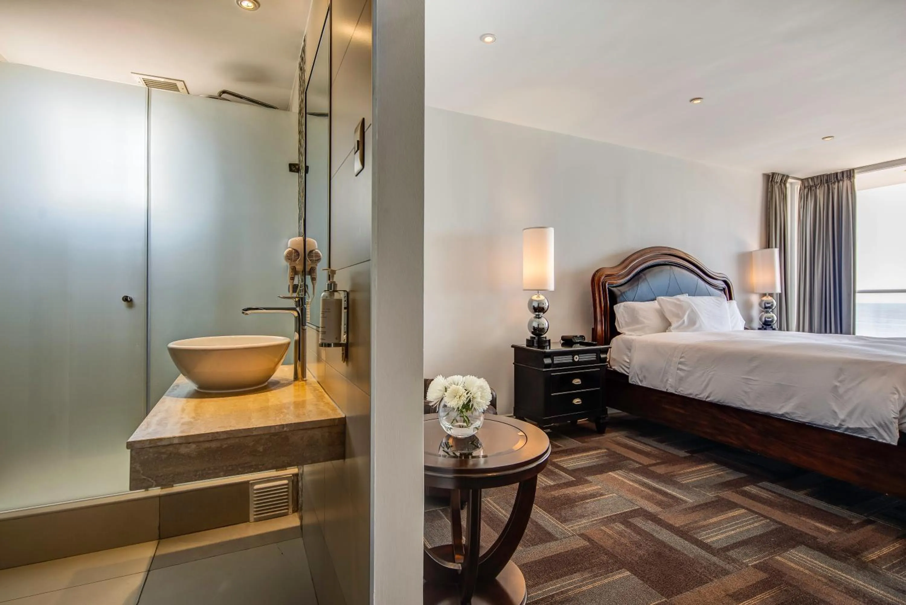 Decorative detail, Bed in Wyndham Garden Antofagasta Pettra