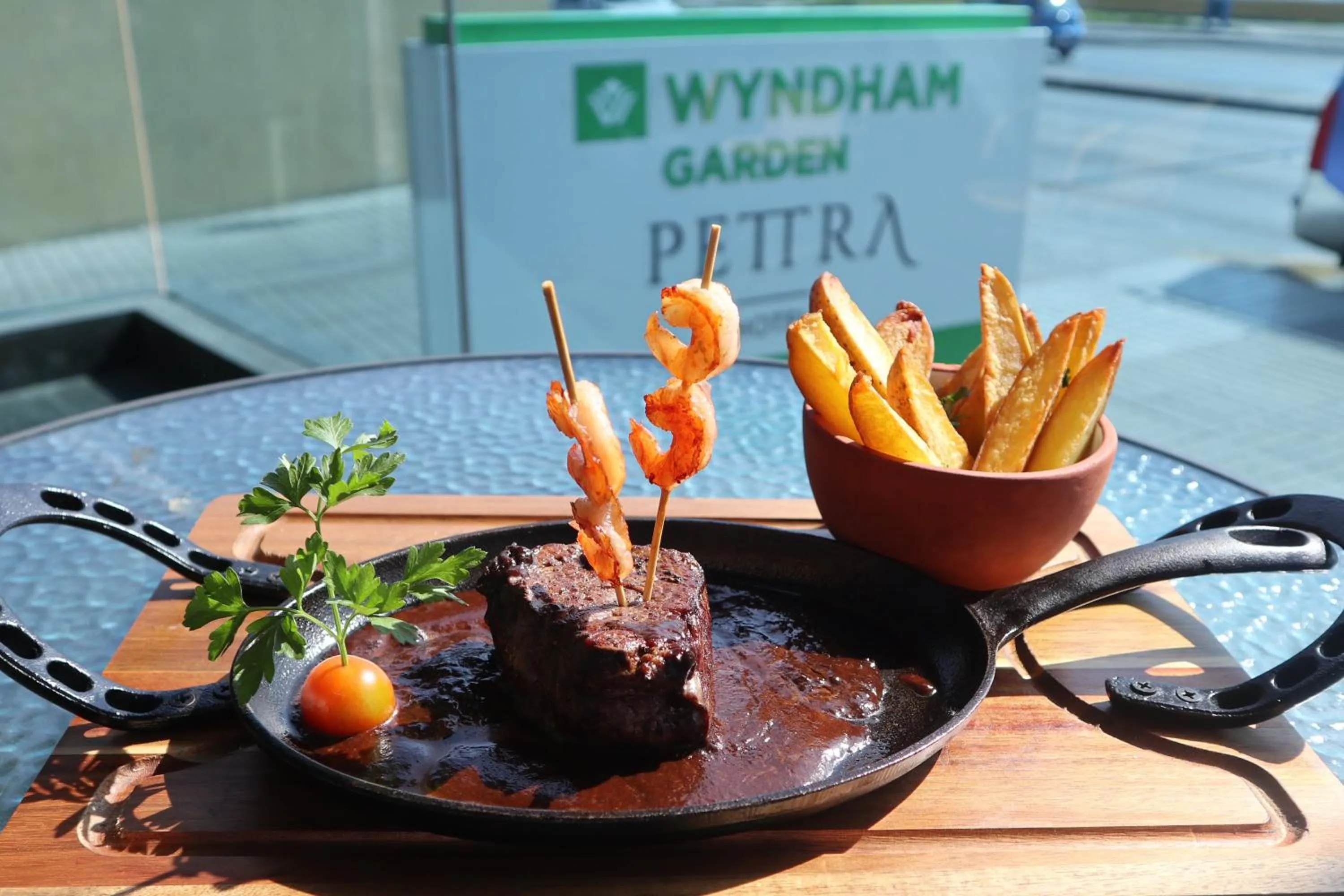 Restaurant/places to eat in Wyndham Garden Antofagasta Pettra