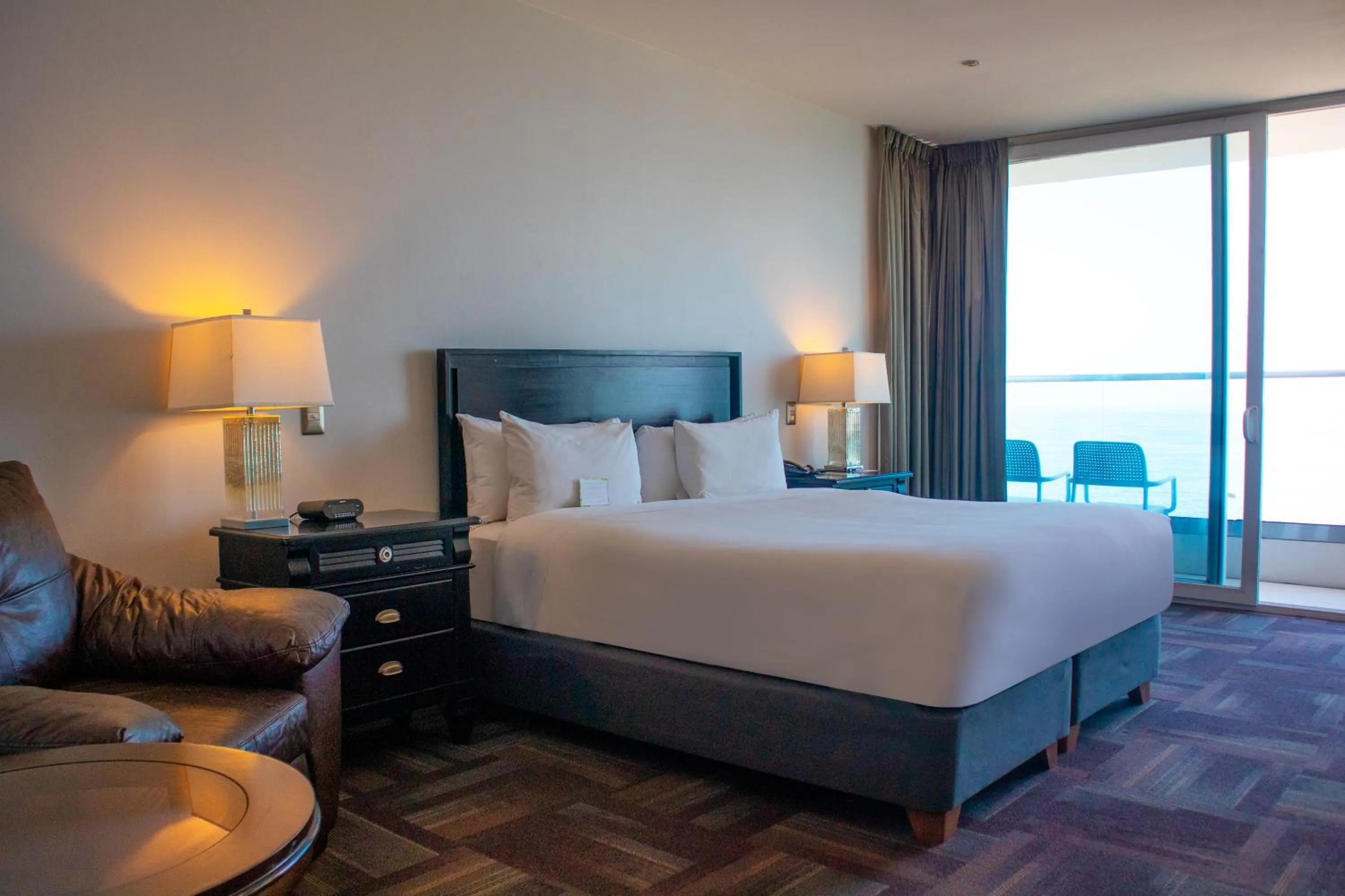 Bed in Wyndham Garden Antofagasta Pettra