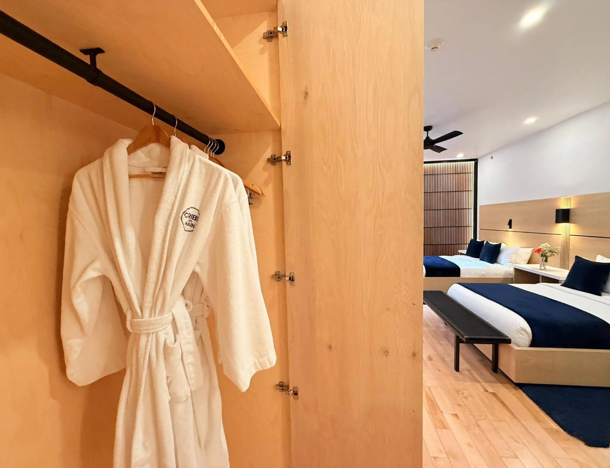 Bed in Cribs on Main