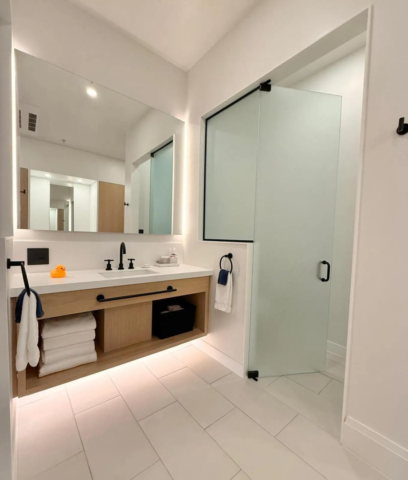 Bathroom in Cribs on Main