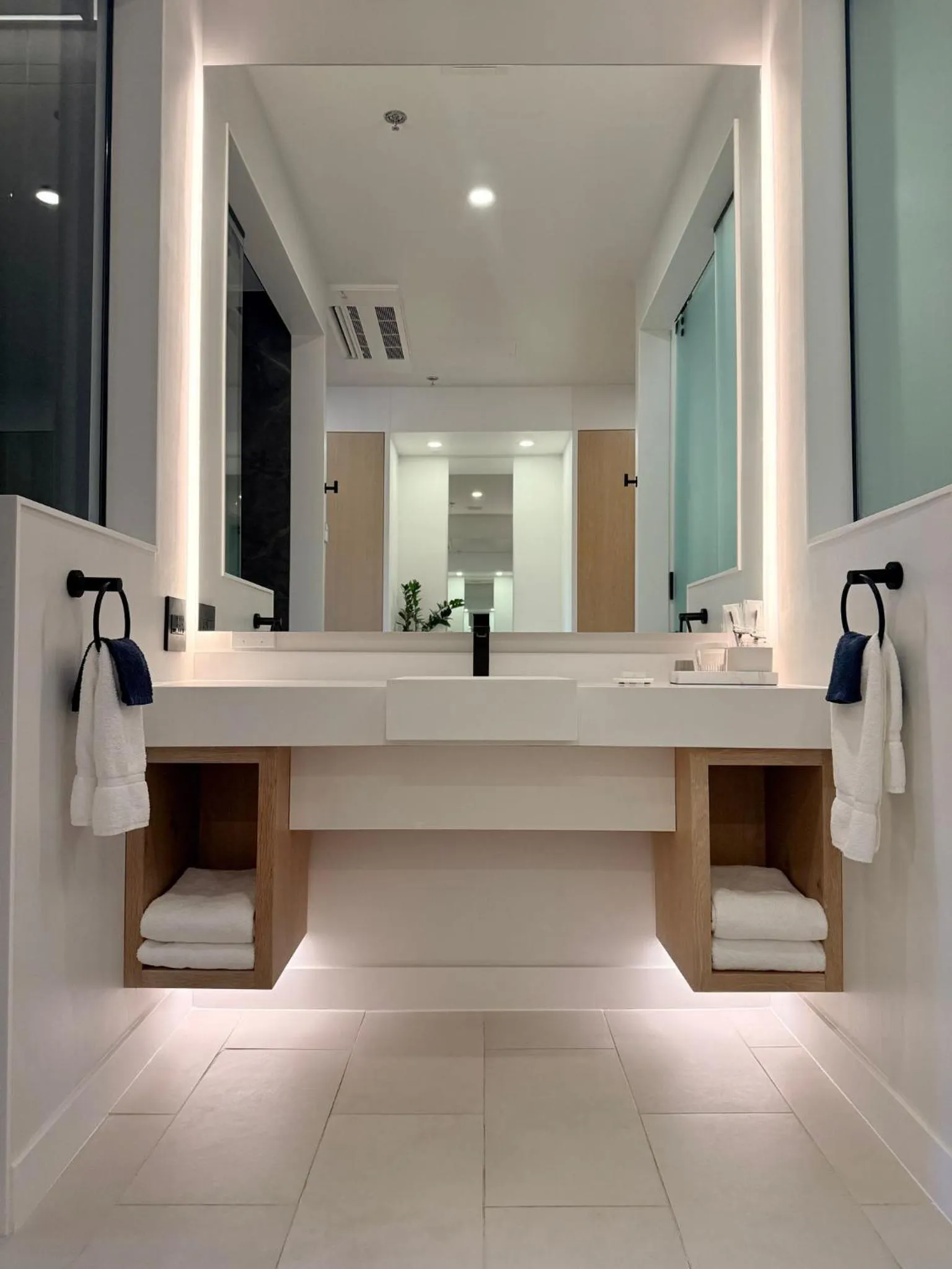 Bathroom in Cribs on Main