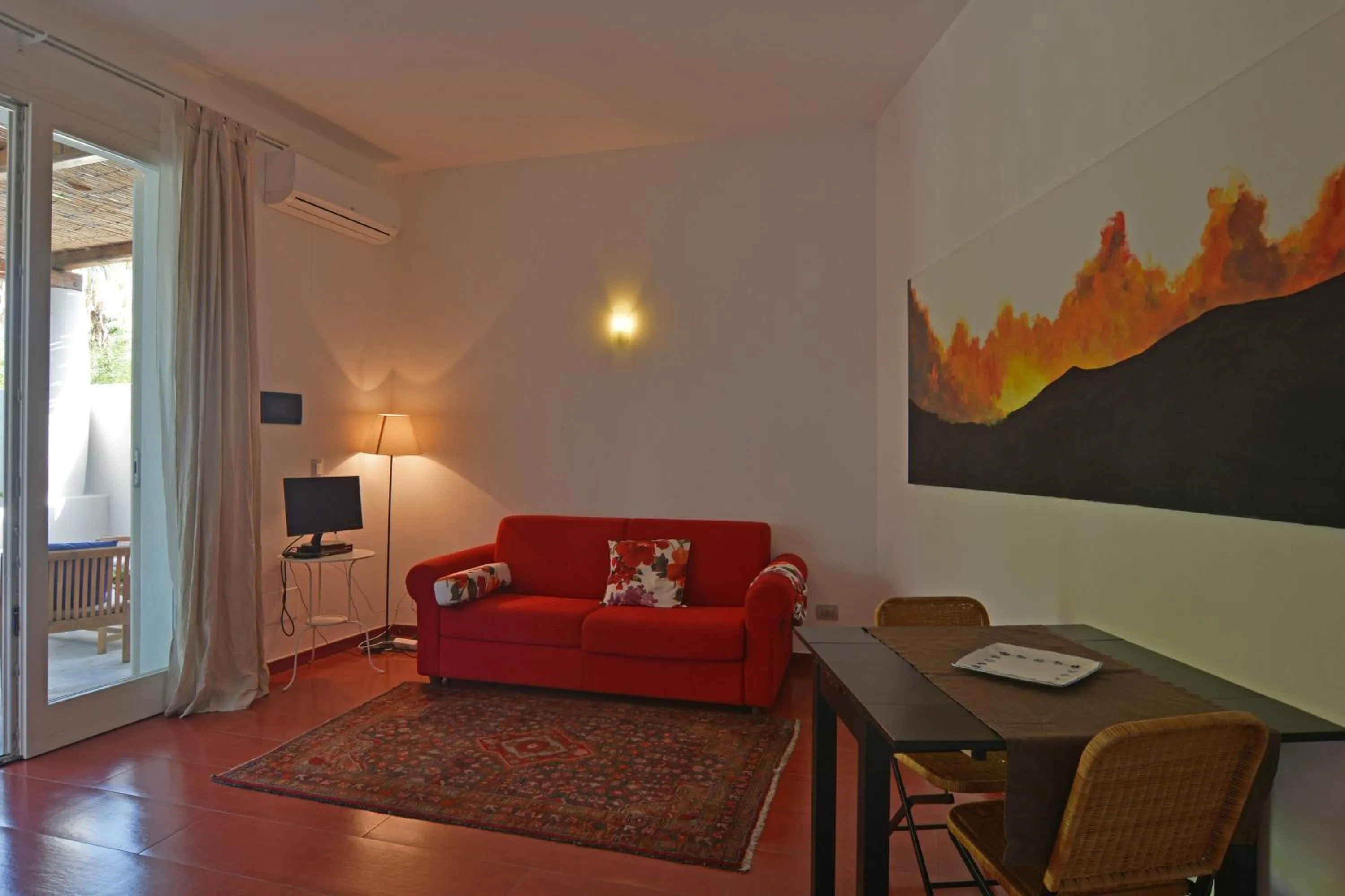 Patio in Il Gabbiano Relais in Stromboli