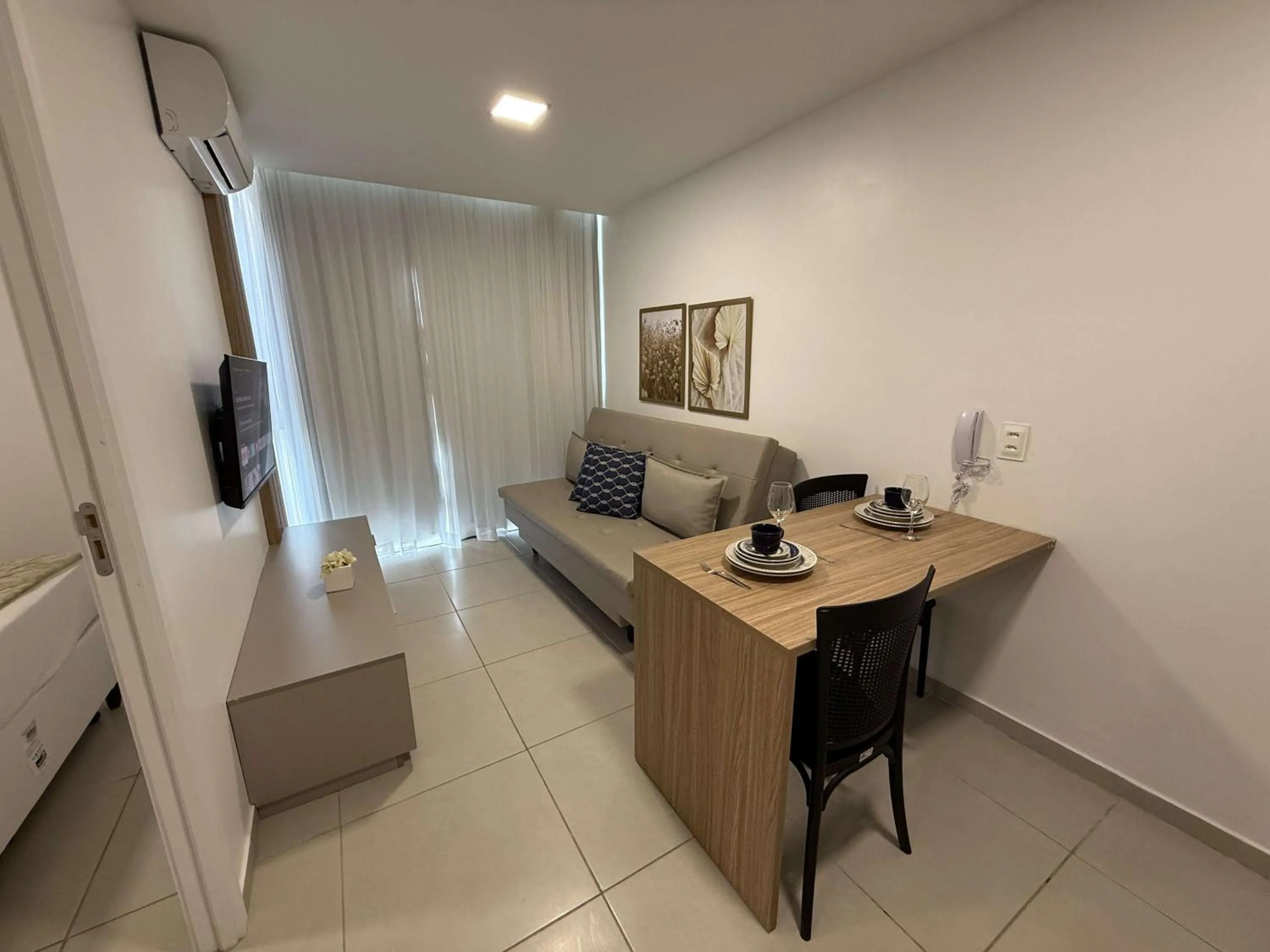 Living room in Sunny Hall by AFT