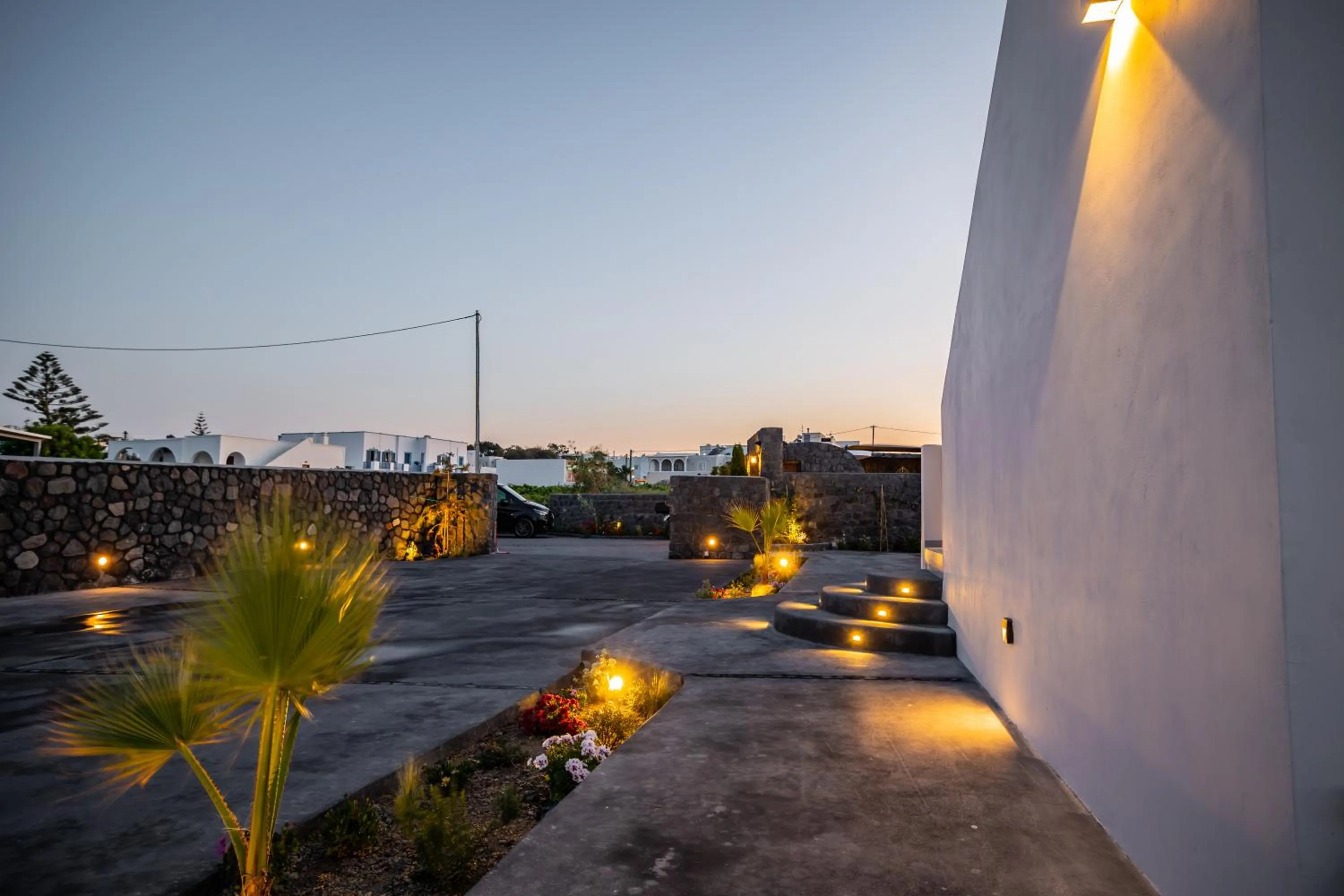 Property building in Bonsai Luxury Suites