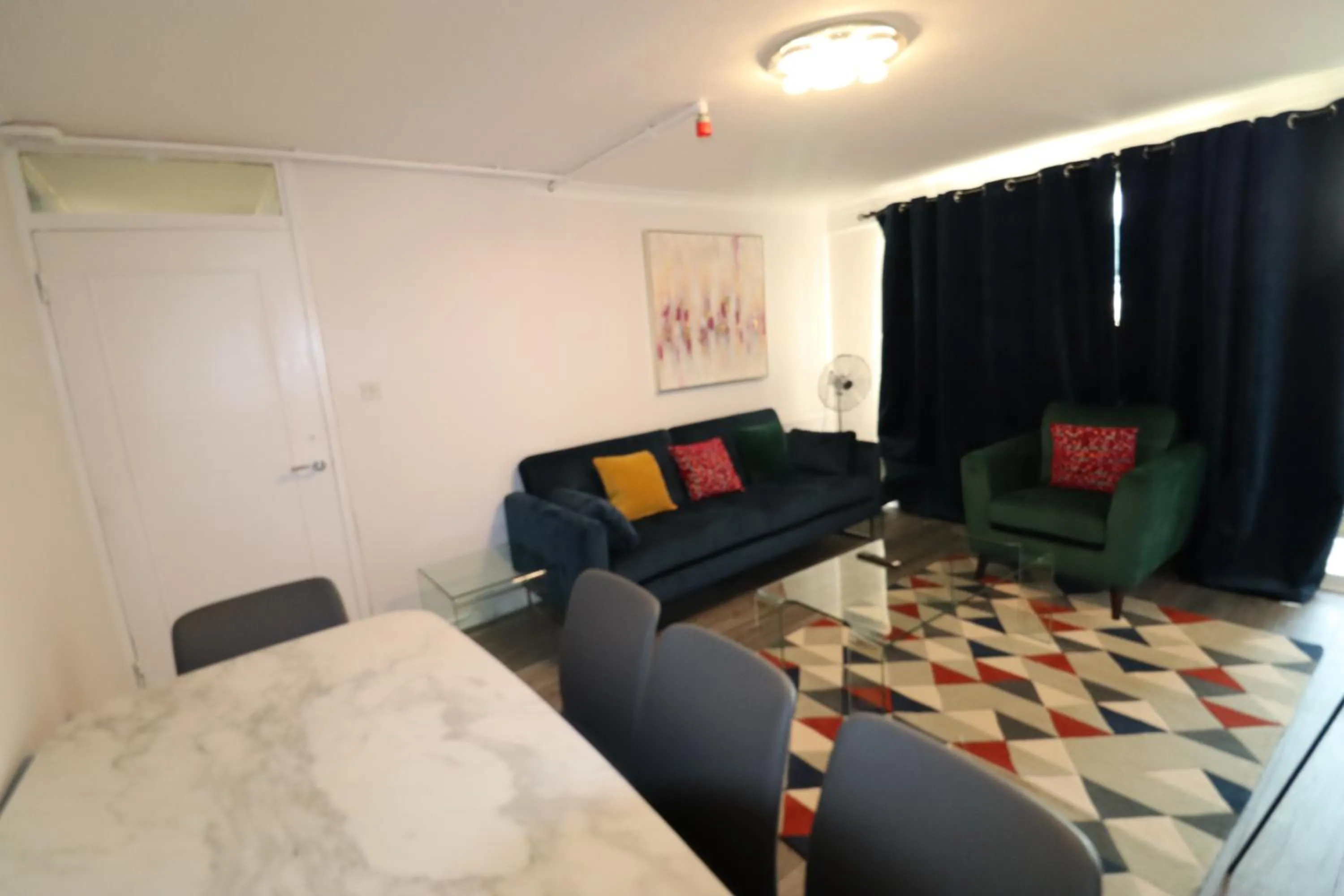 Living room, Bed in London Central Modern Apartment Charlton