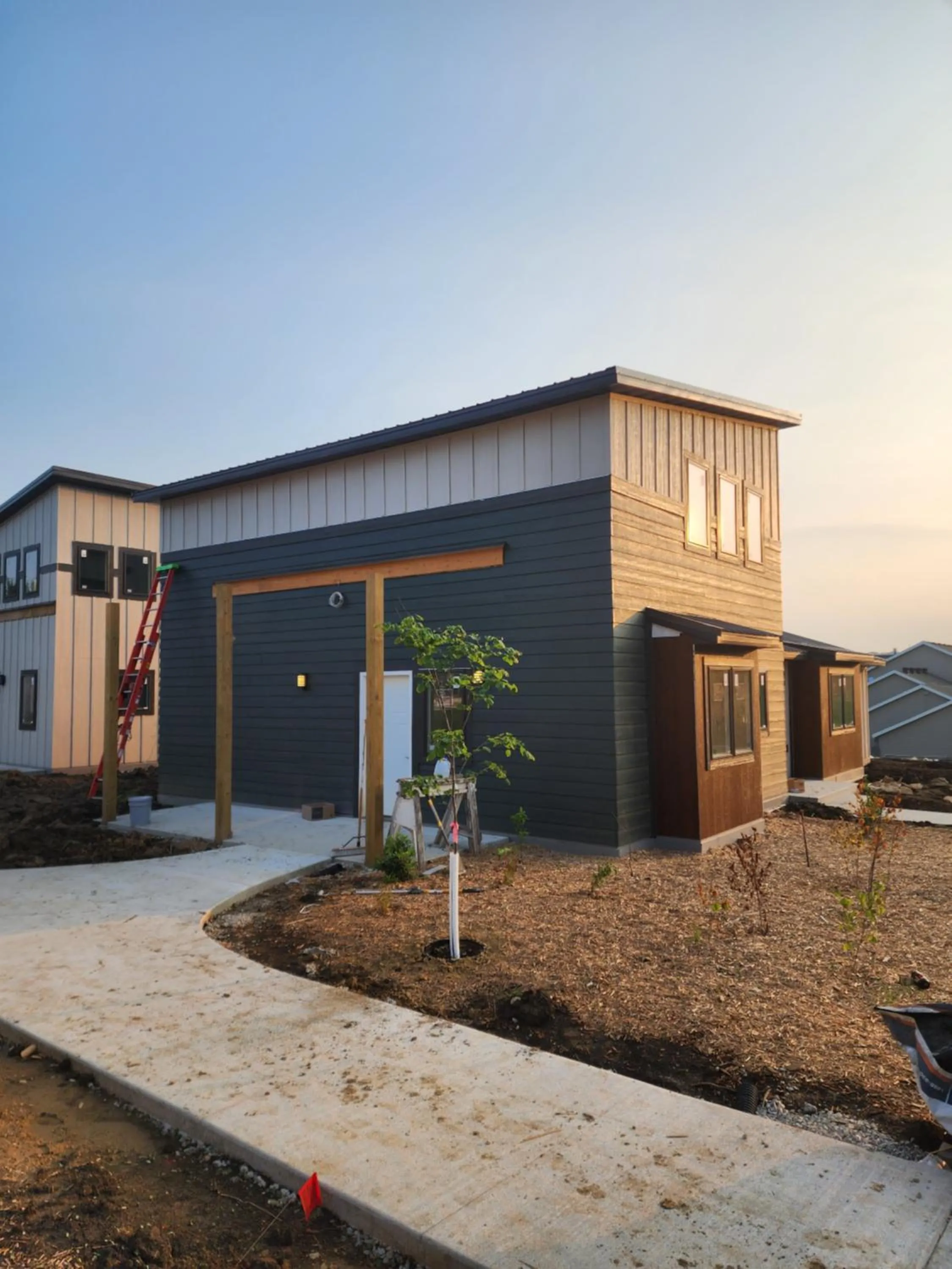 Property building in Bluffside Gardens