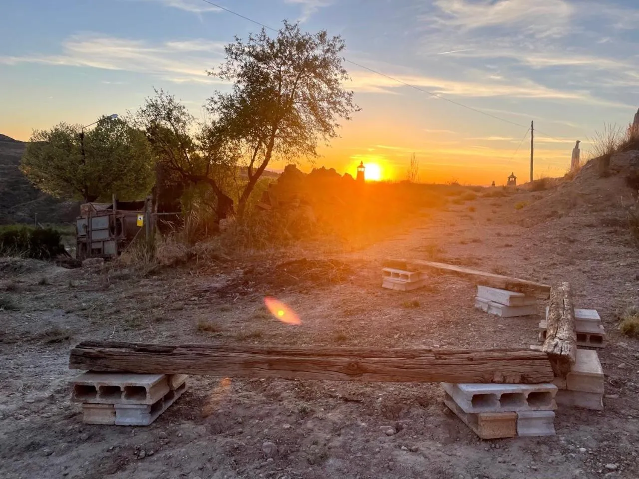 Sunset in Cuevas El Atochal Orígenes