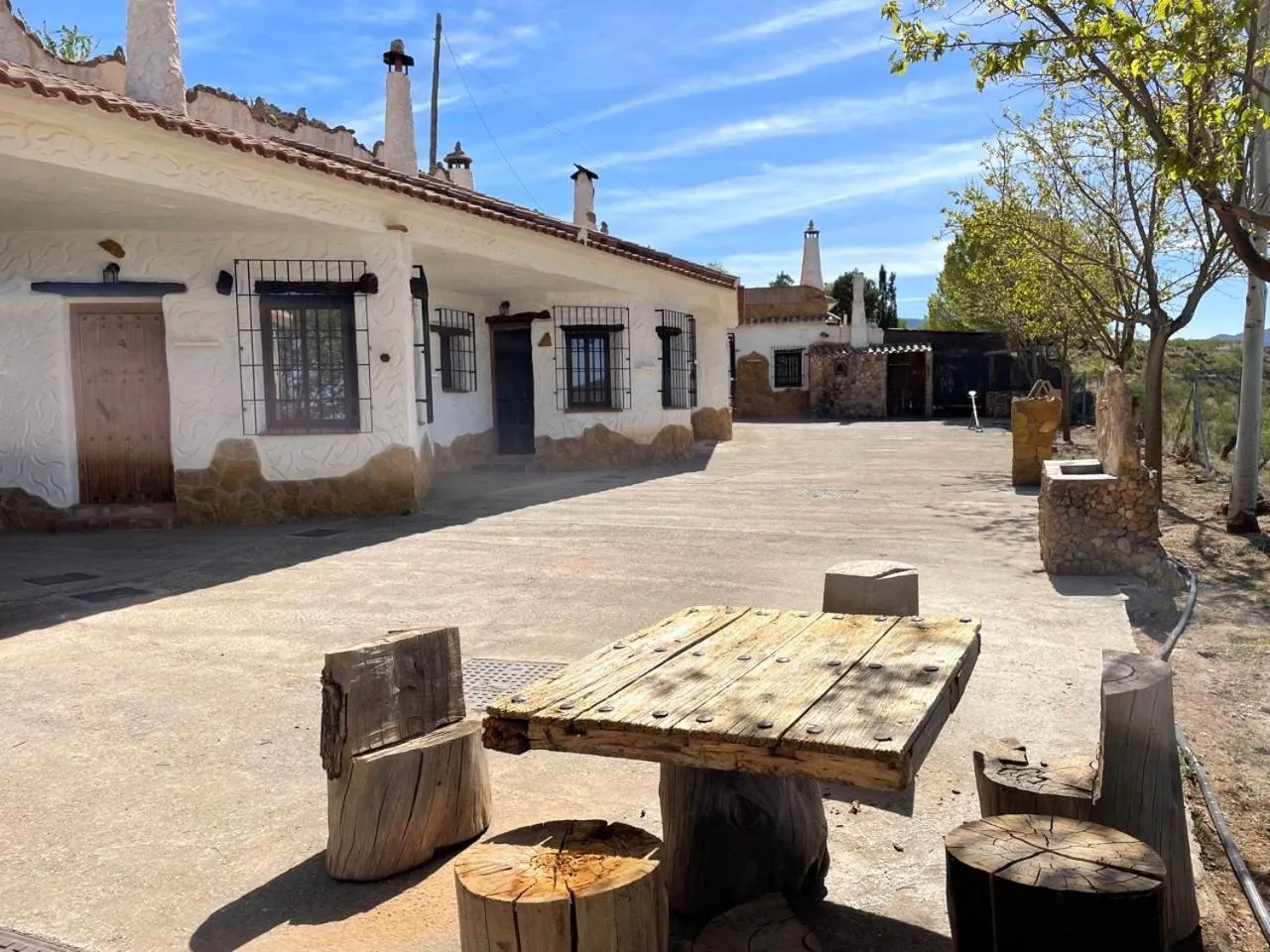 Patio in Cuevas El Atochal Orígenes