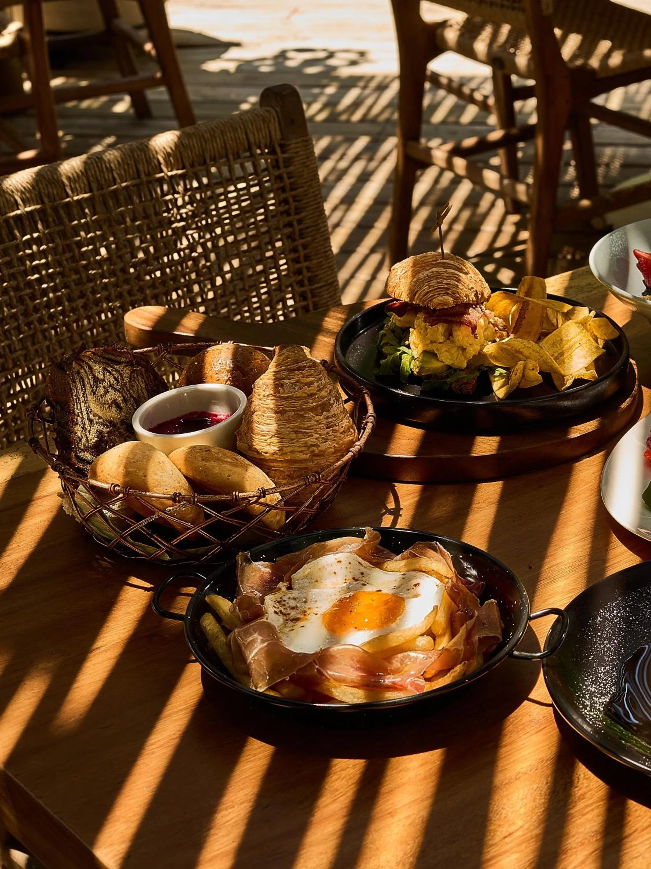 Restaurant/places to eat in Makani Luxury Cartagena