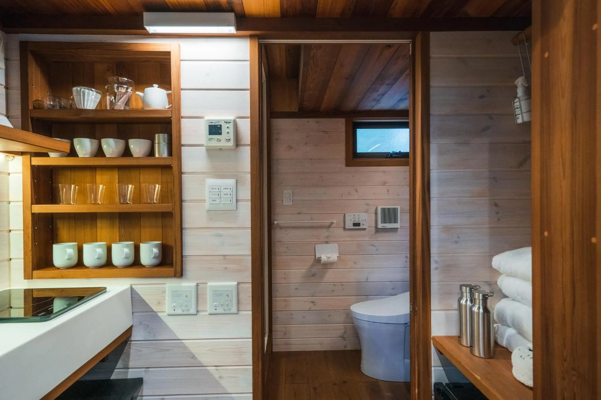 Shower in Moving Inn Tokachi Kitanomori