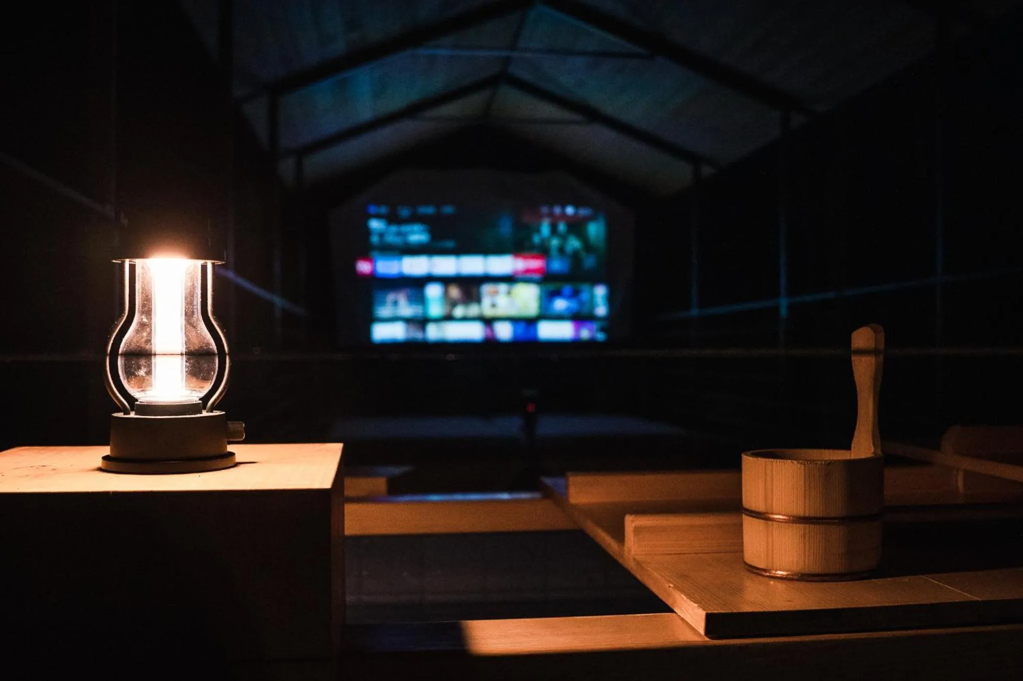 Evening entertainment in Moving Inn Tokachi Kitanomori