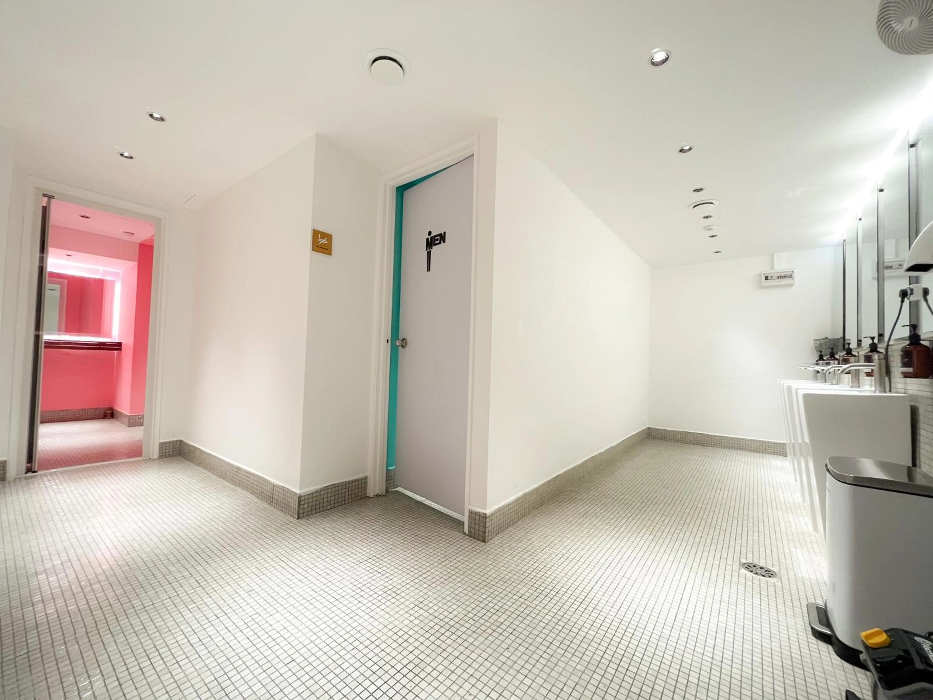 Public Bath in Sleep Box Penang