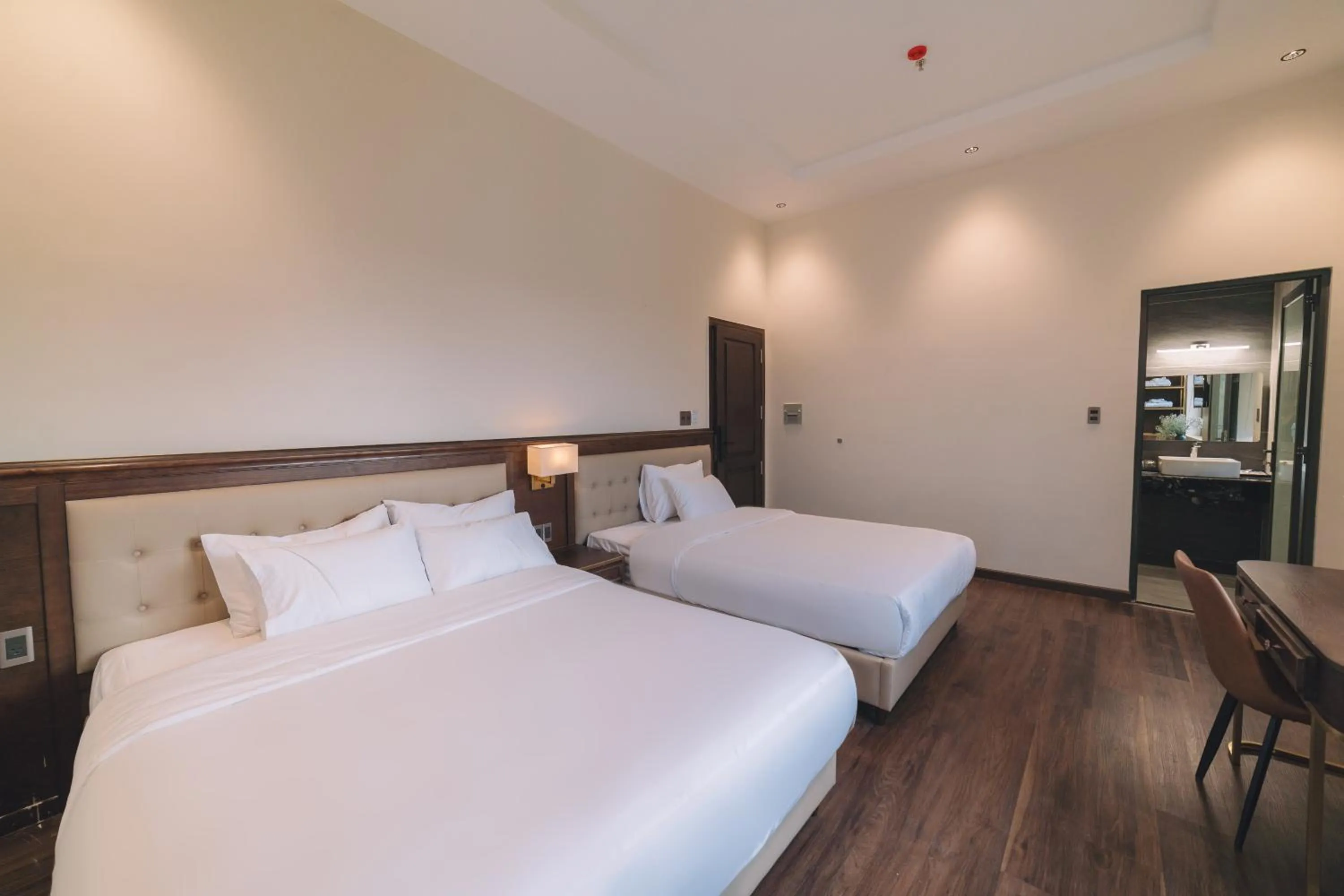 Bed in Sunset Hill Dalat