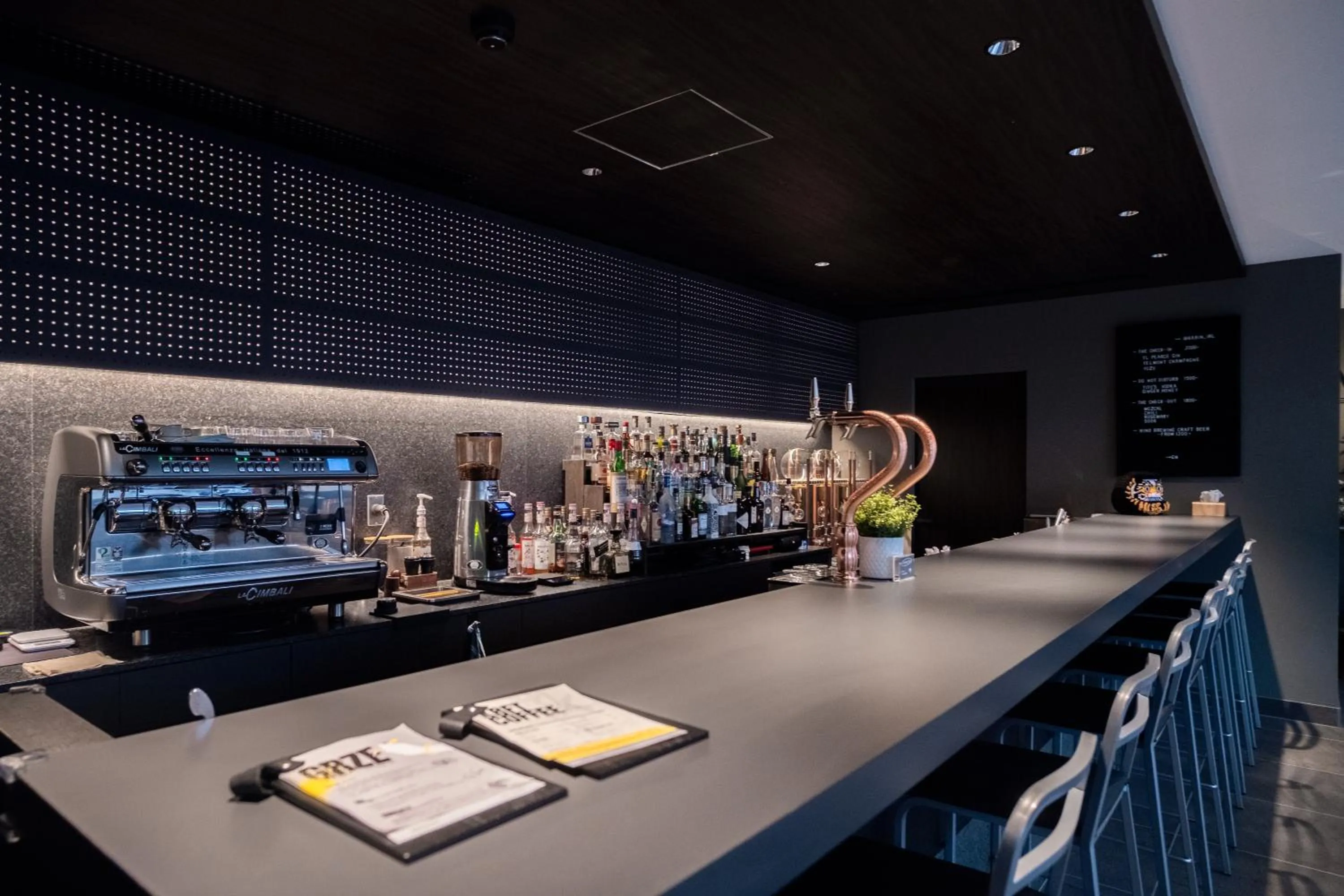 Lounge or bar in KABIN Kyoto