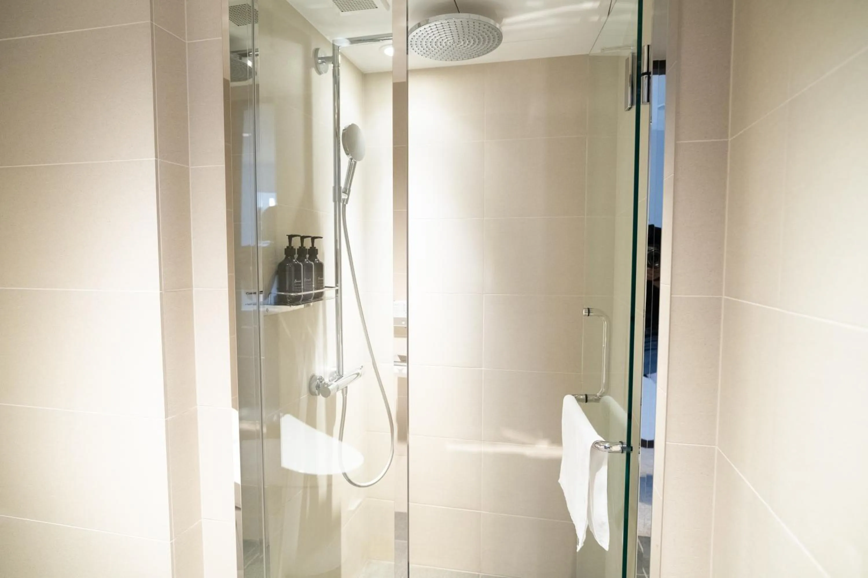 Shower in KABIN Kyoto