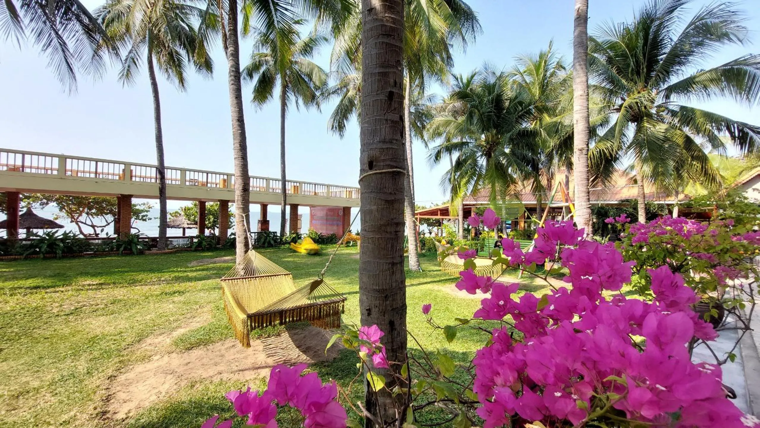 Garden in Hon Rom Central Beach Resort