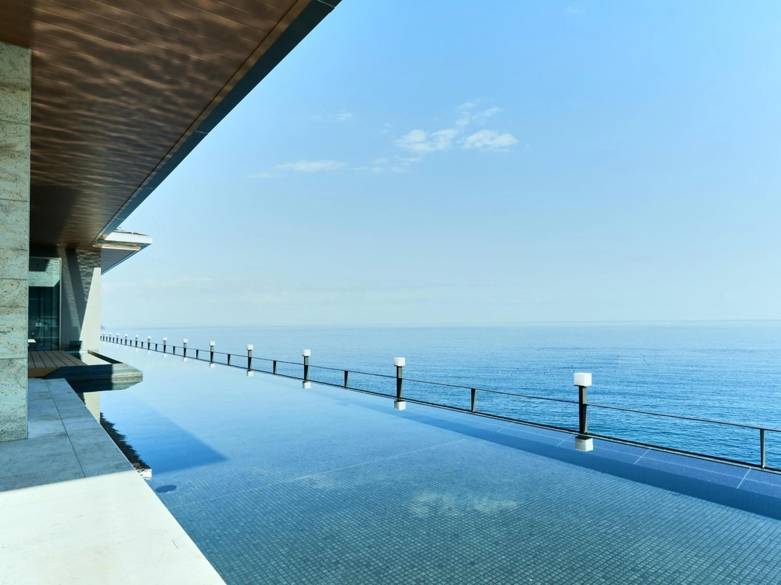 Balcony/Terrace in Atami Izusan Karaku