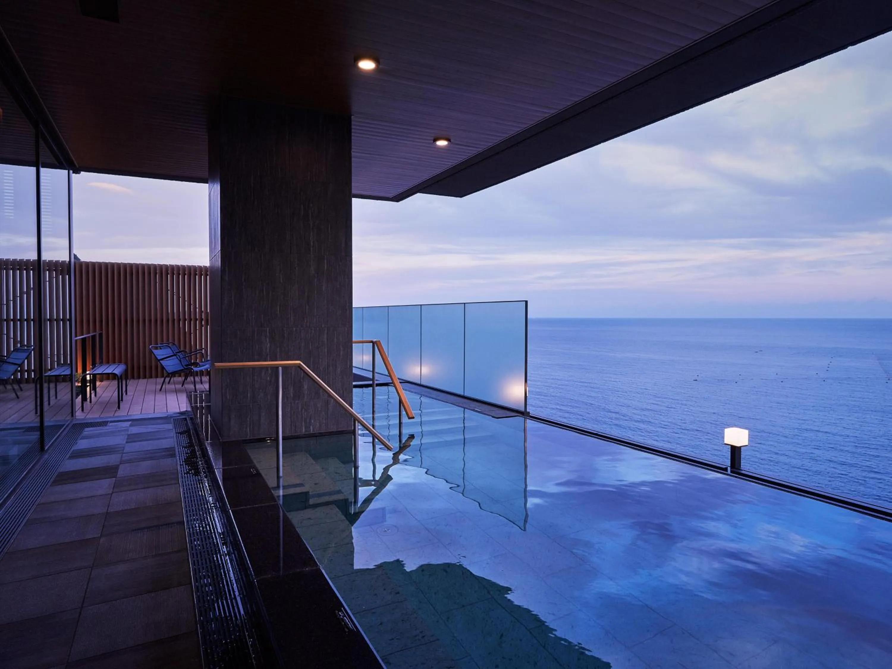 Open Air Bath in Atami Izusan Karaku