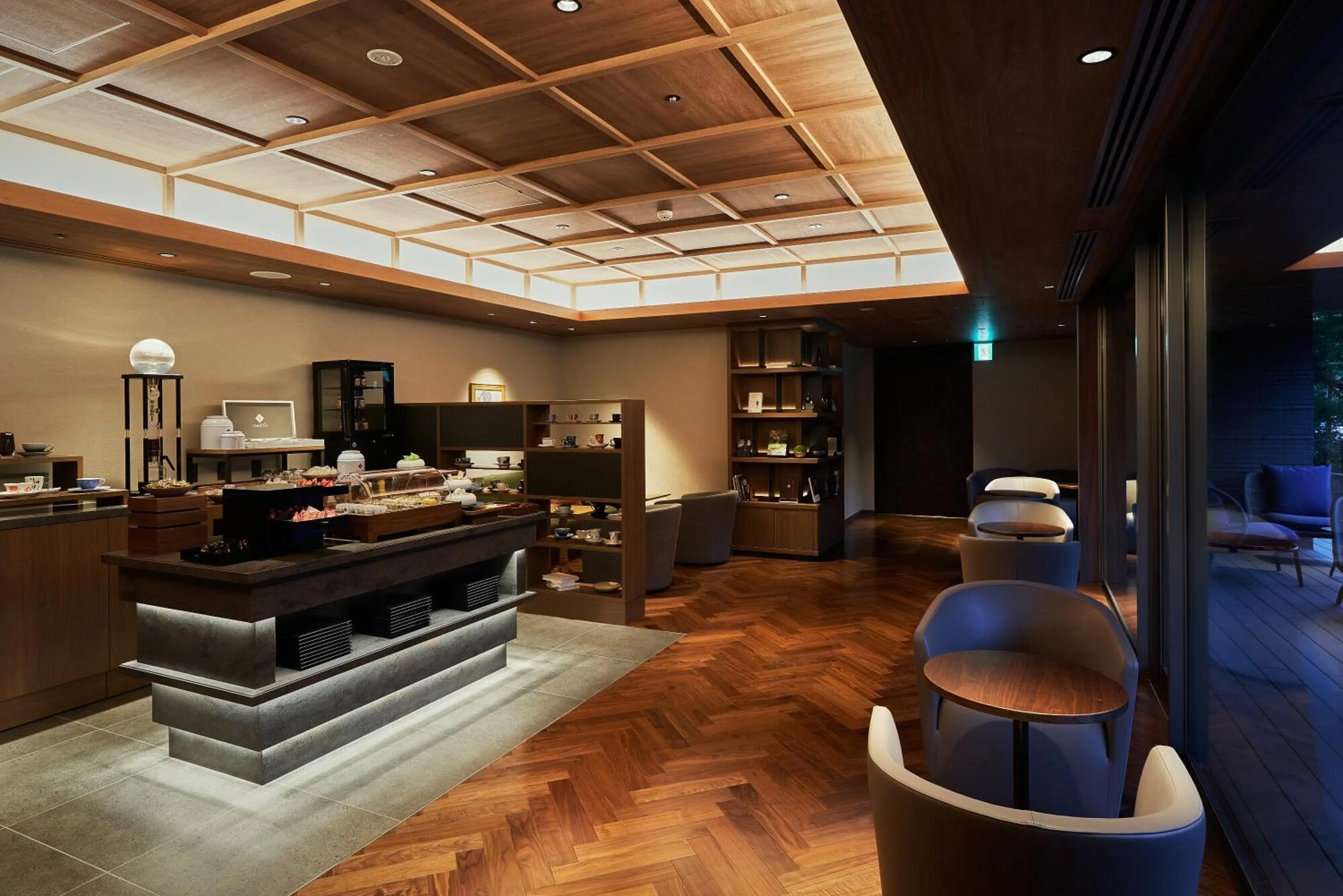 Lounge or bar in Atami Izusan Karaku