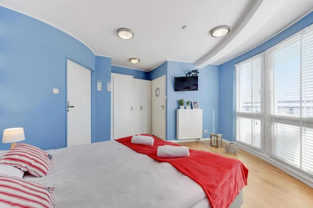 Bed in Navy Group - Willa Marina