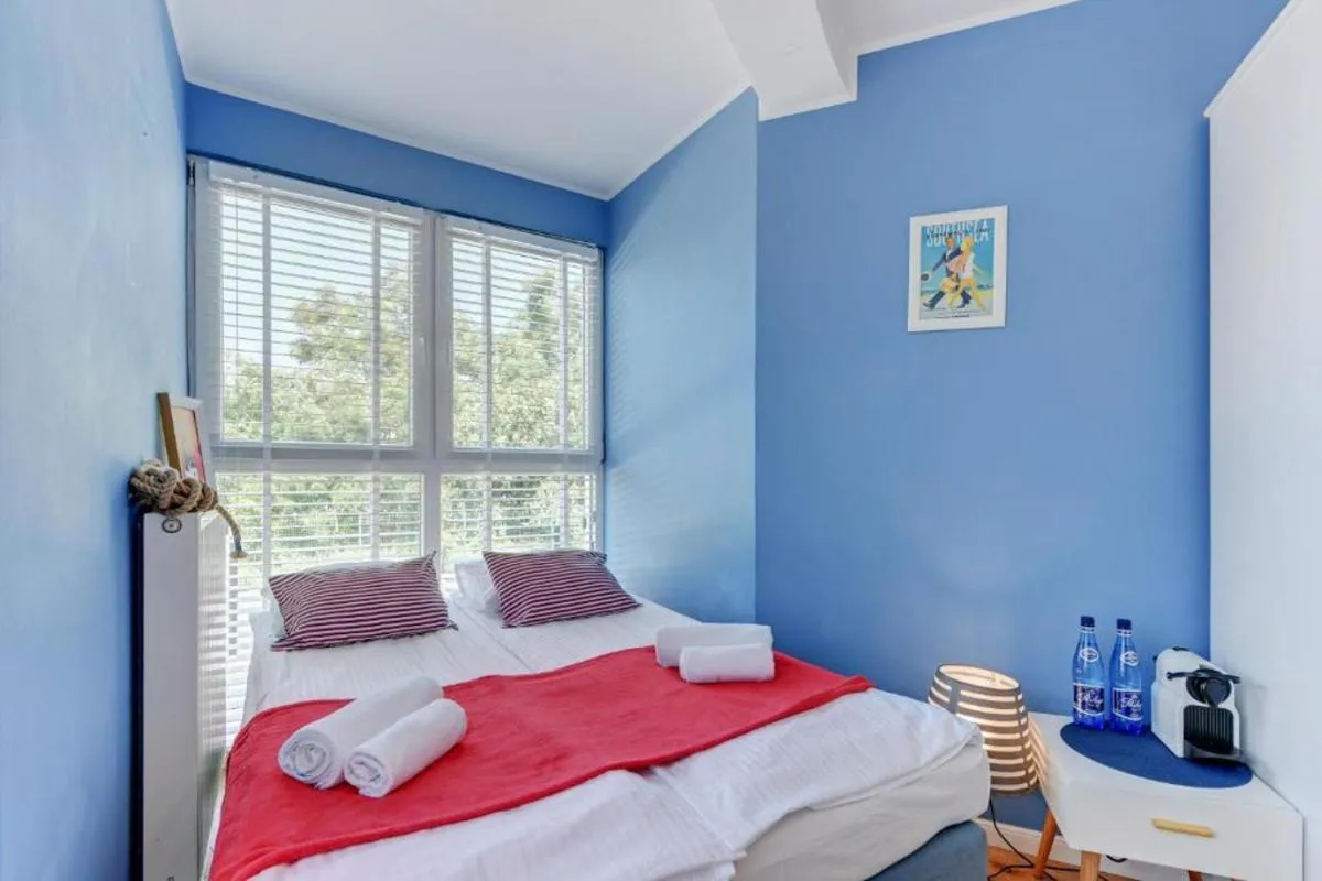 Bed in Navy Group - Willa Marina