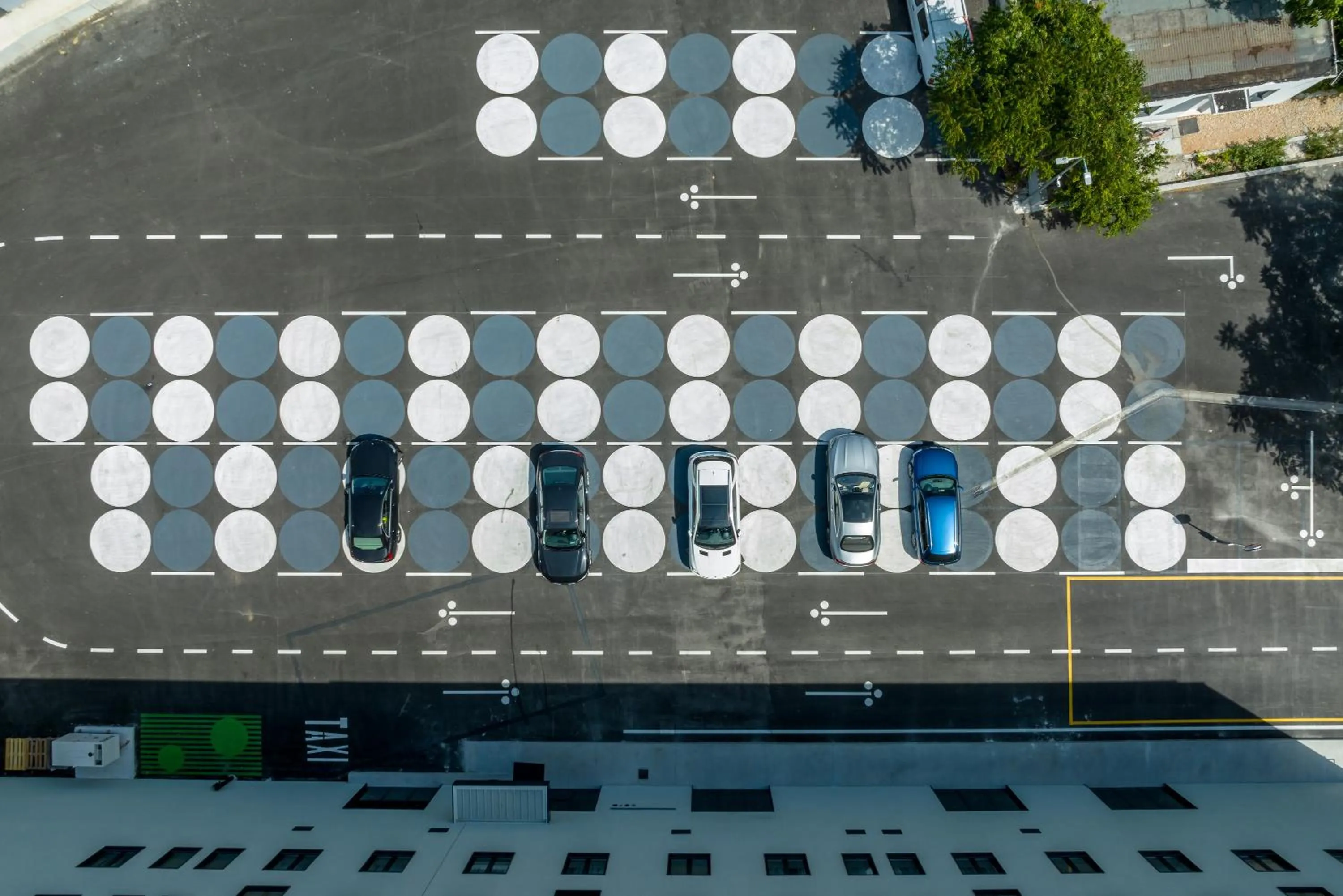 Parking in Cora Hotel