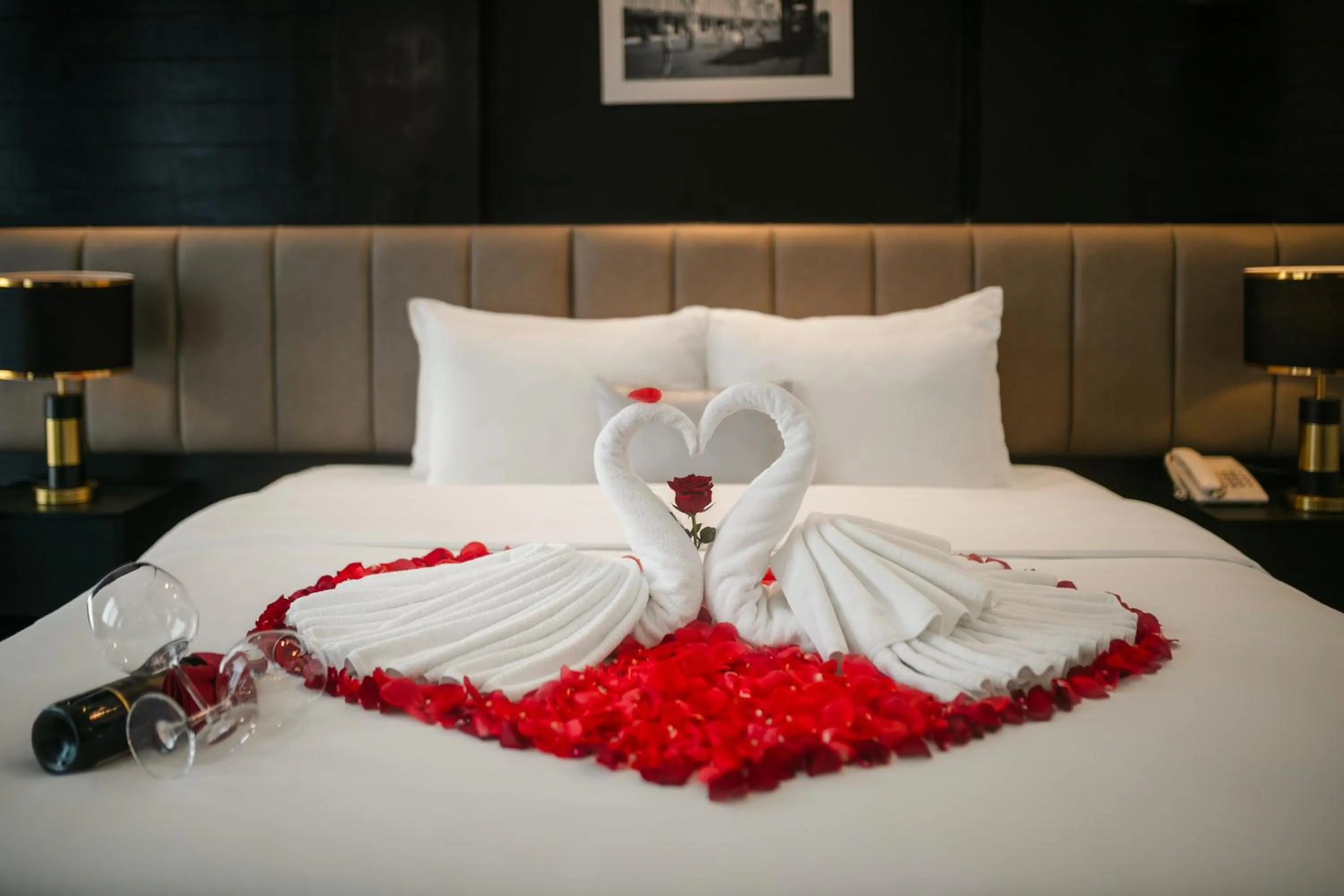 Bed in Ja Cosmo Hotel and Spa