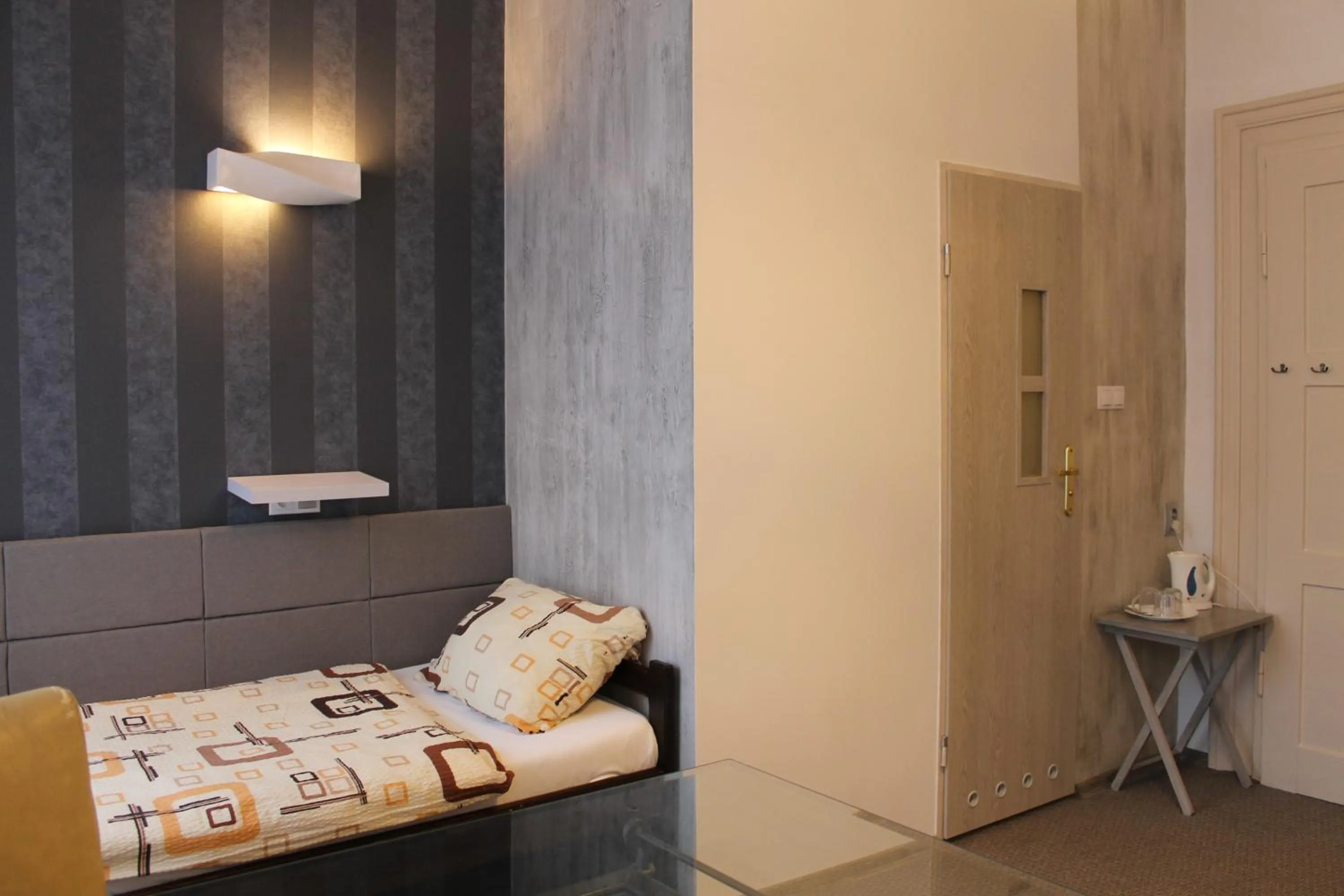 Bed in Hotel Polonia