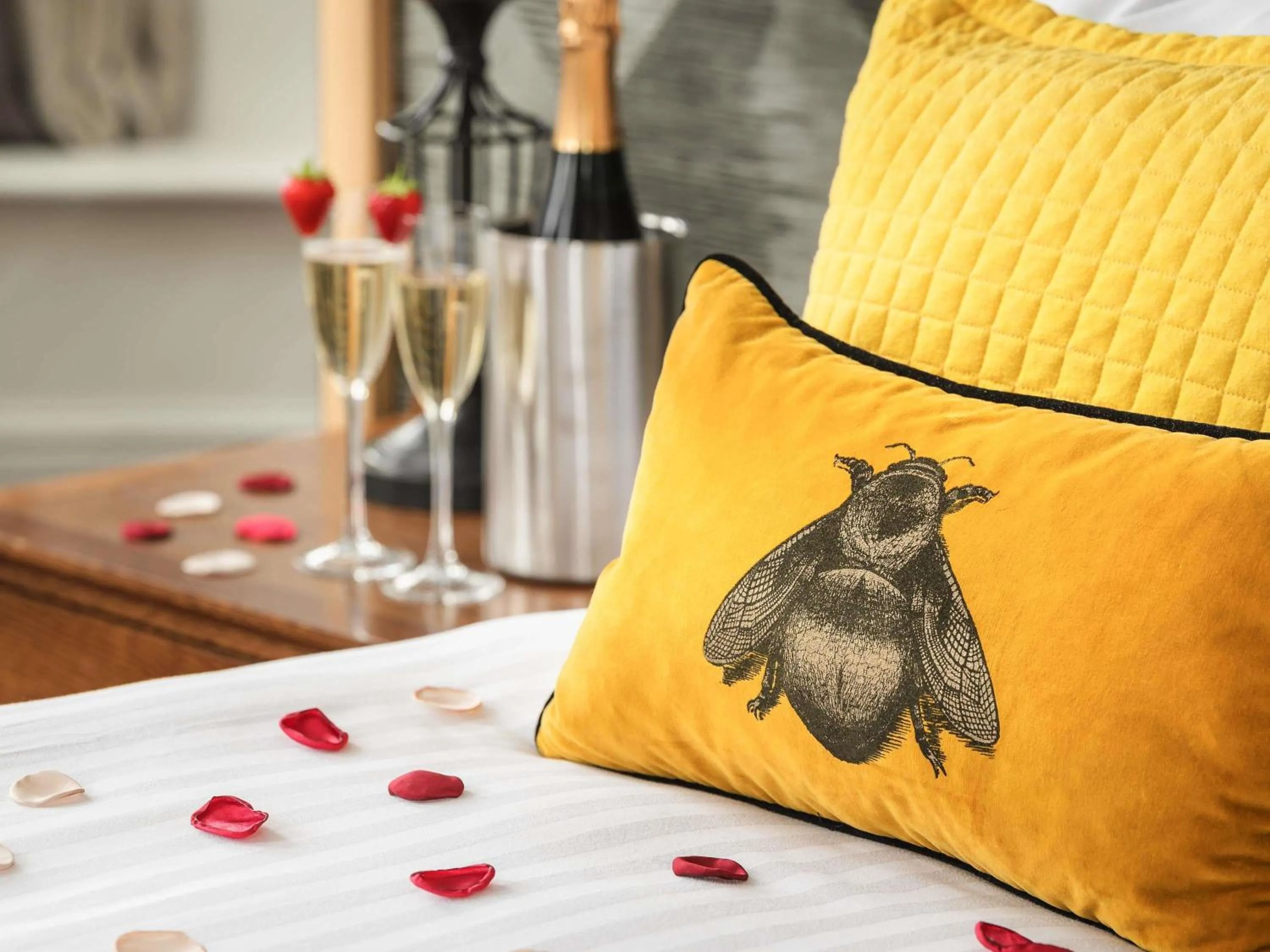 Bedroom in Mercure Doncaster Centre Danum Hotel