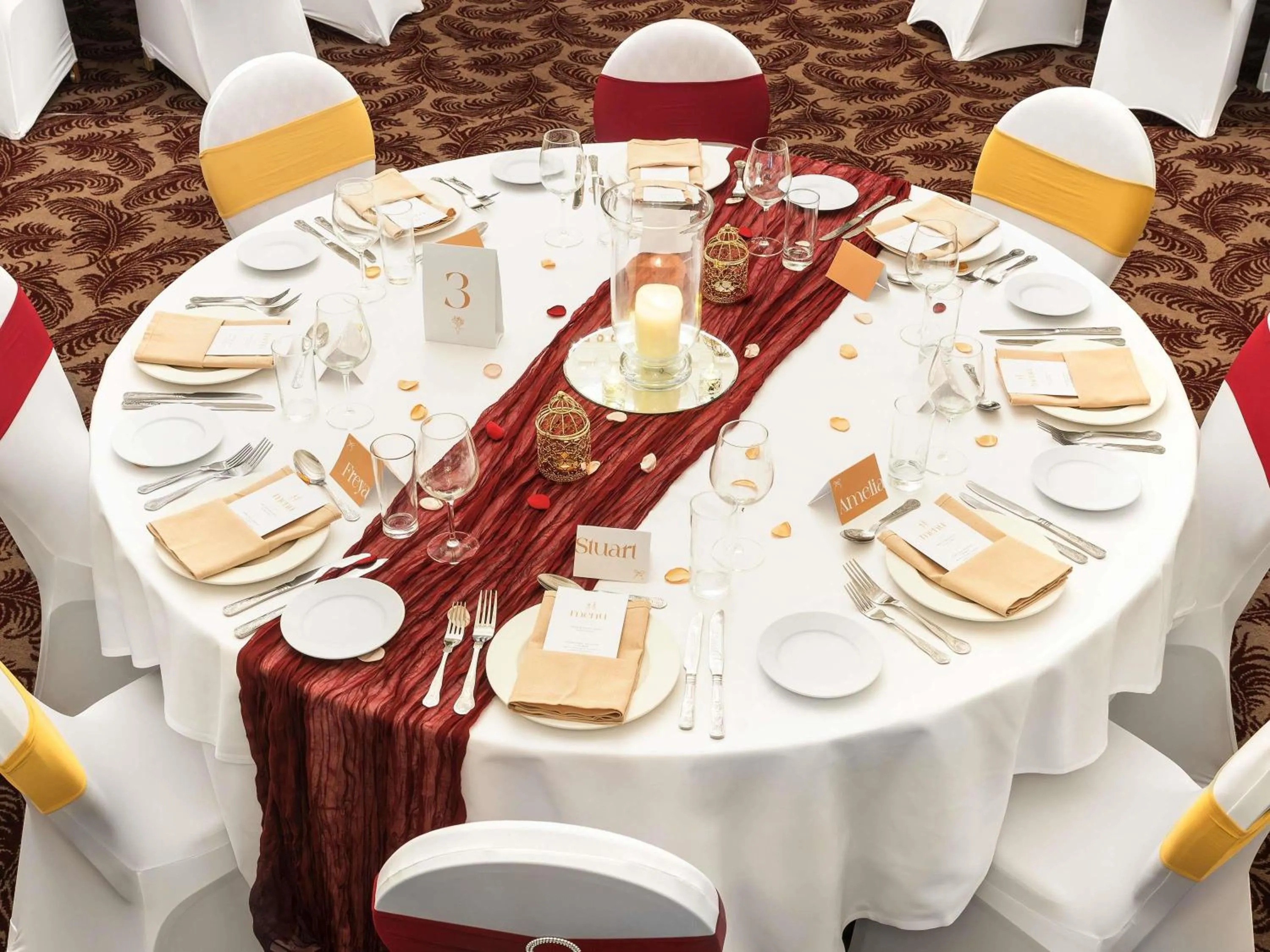 wedding in Mercure Doncaster Centre Danum Hotel