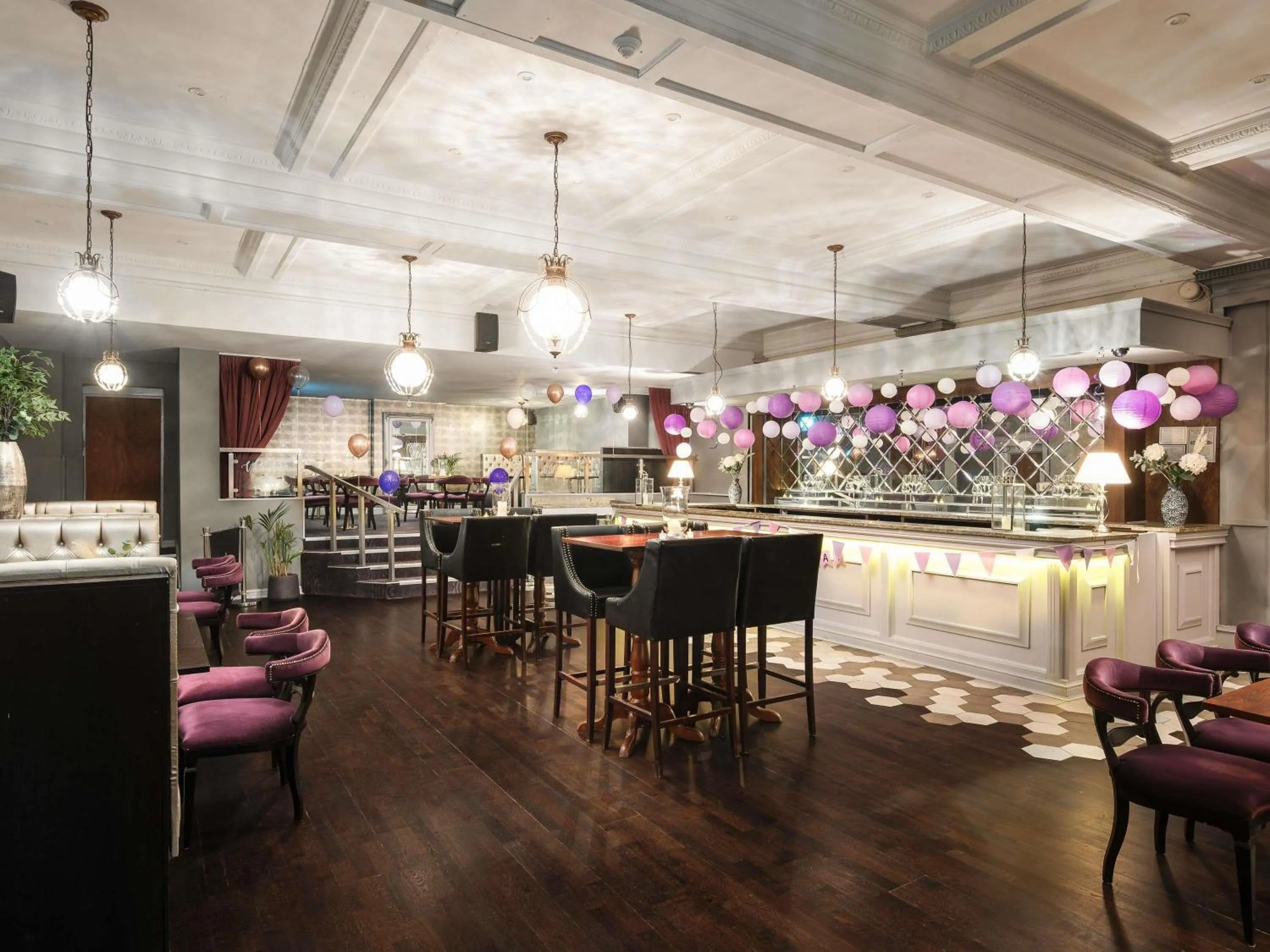 wedding in Mercure Doncaster Centre Danum Hotel