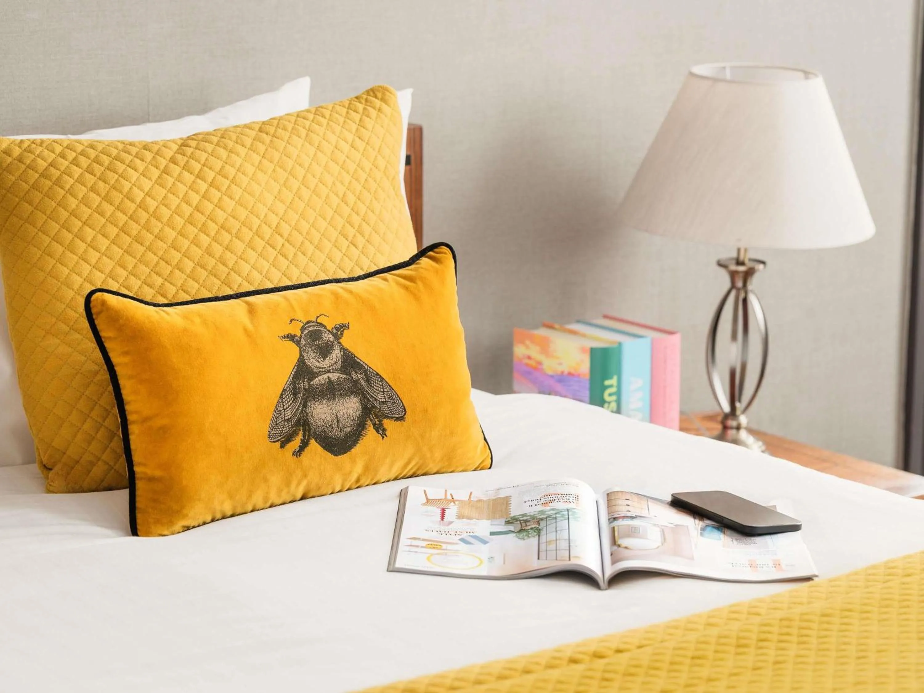 Bedroom, Bed in Mercure Doncaster Centre Danum Hotel