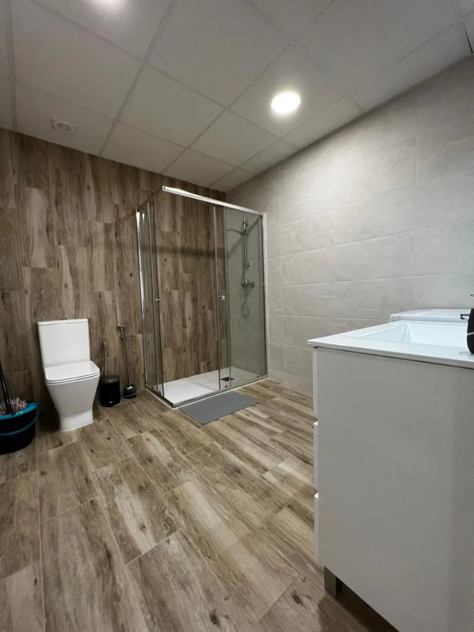 Shower in Rodrigues 15