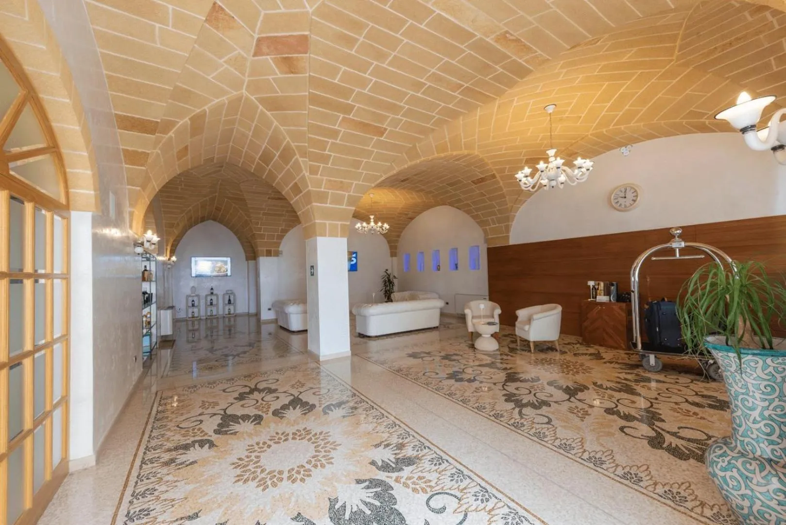 Lobby or reception in Hotel Aurora e del Benessere