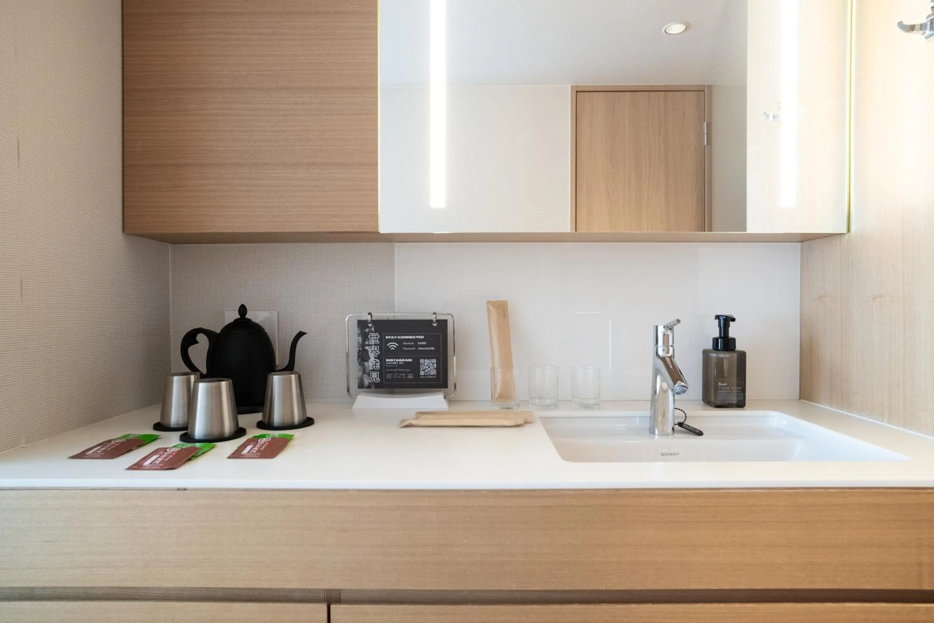 Photo of the whole room in KABIN Taka