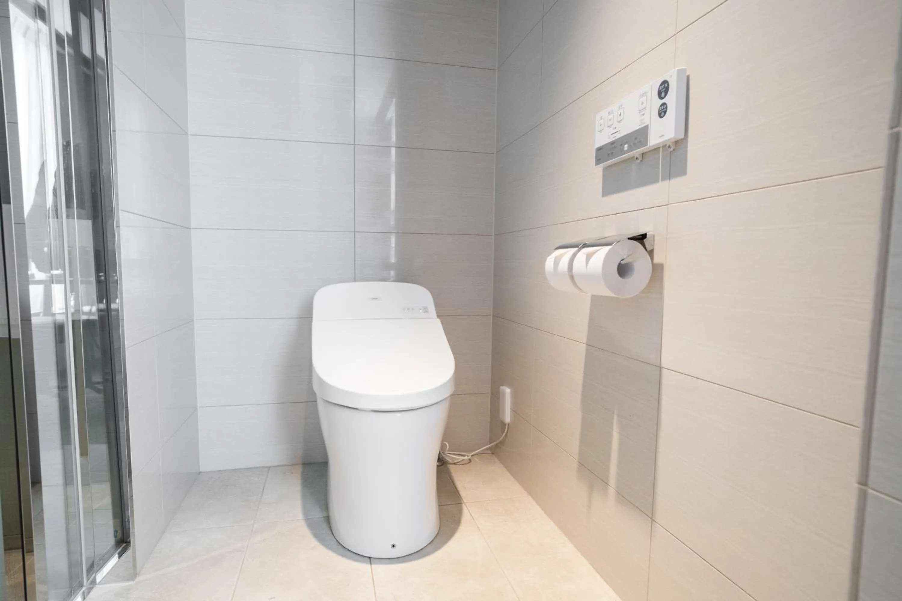 Shower in KABIN Machi